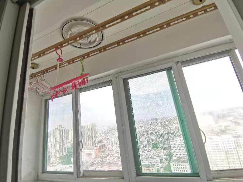 万达鸿景苑