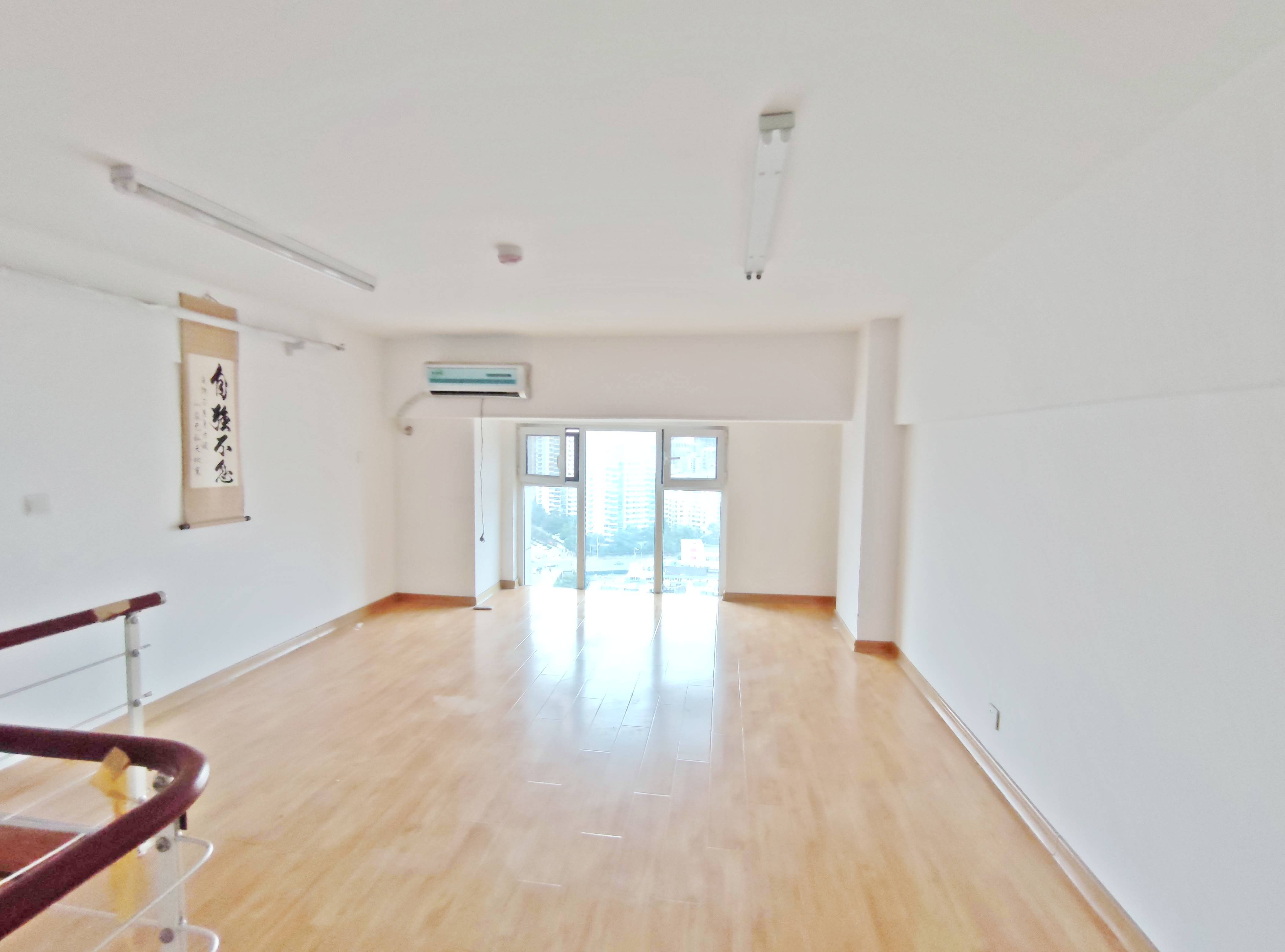 绿地泉景雅园商务大厦