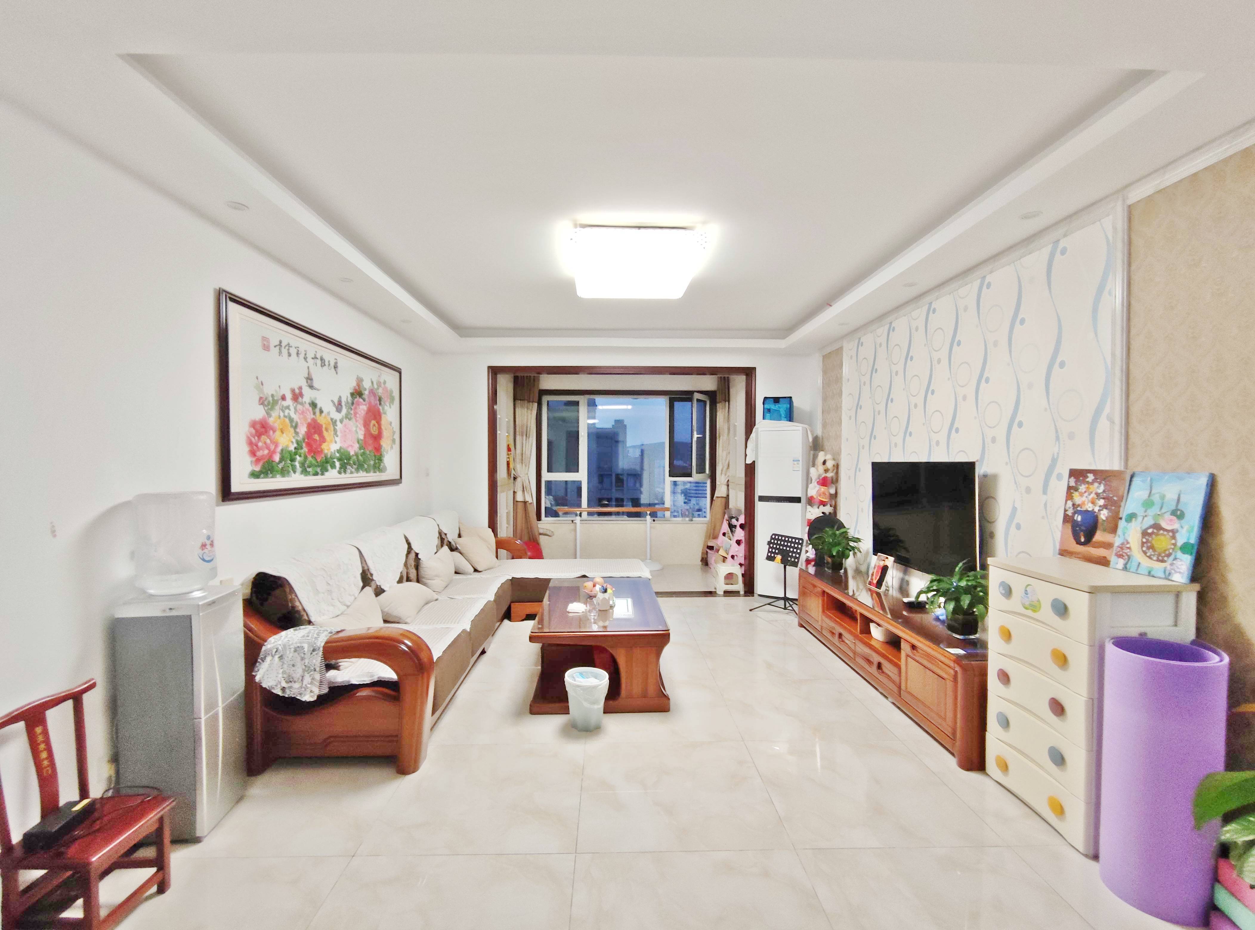 绿地新里卢浮公馆