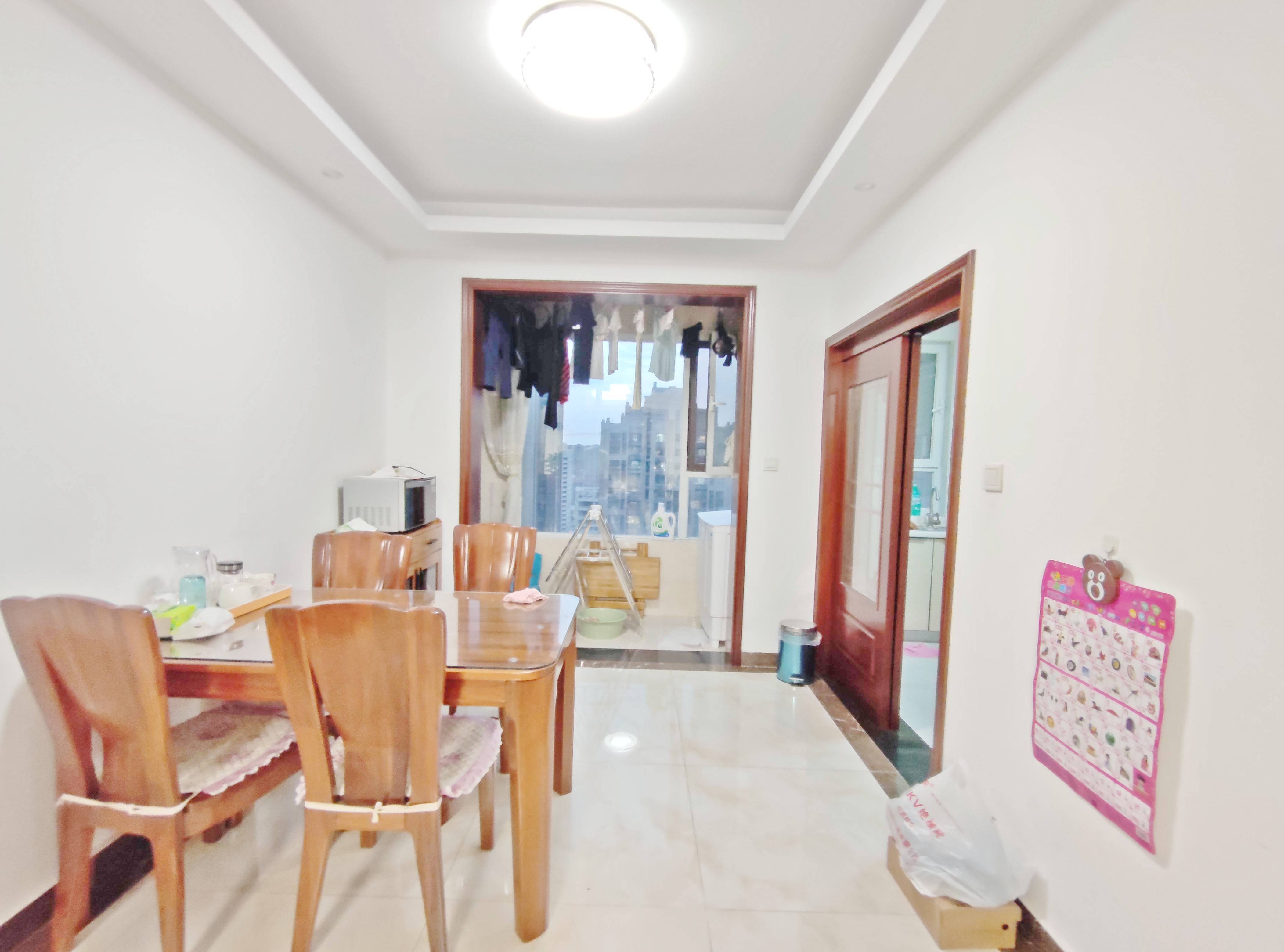 绿地新里卢浮公馆