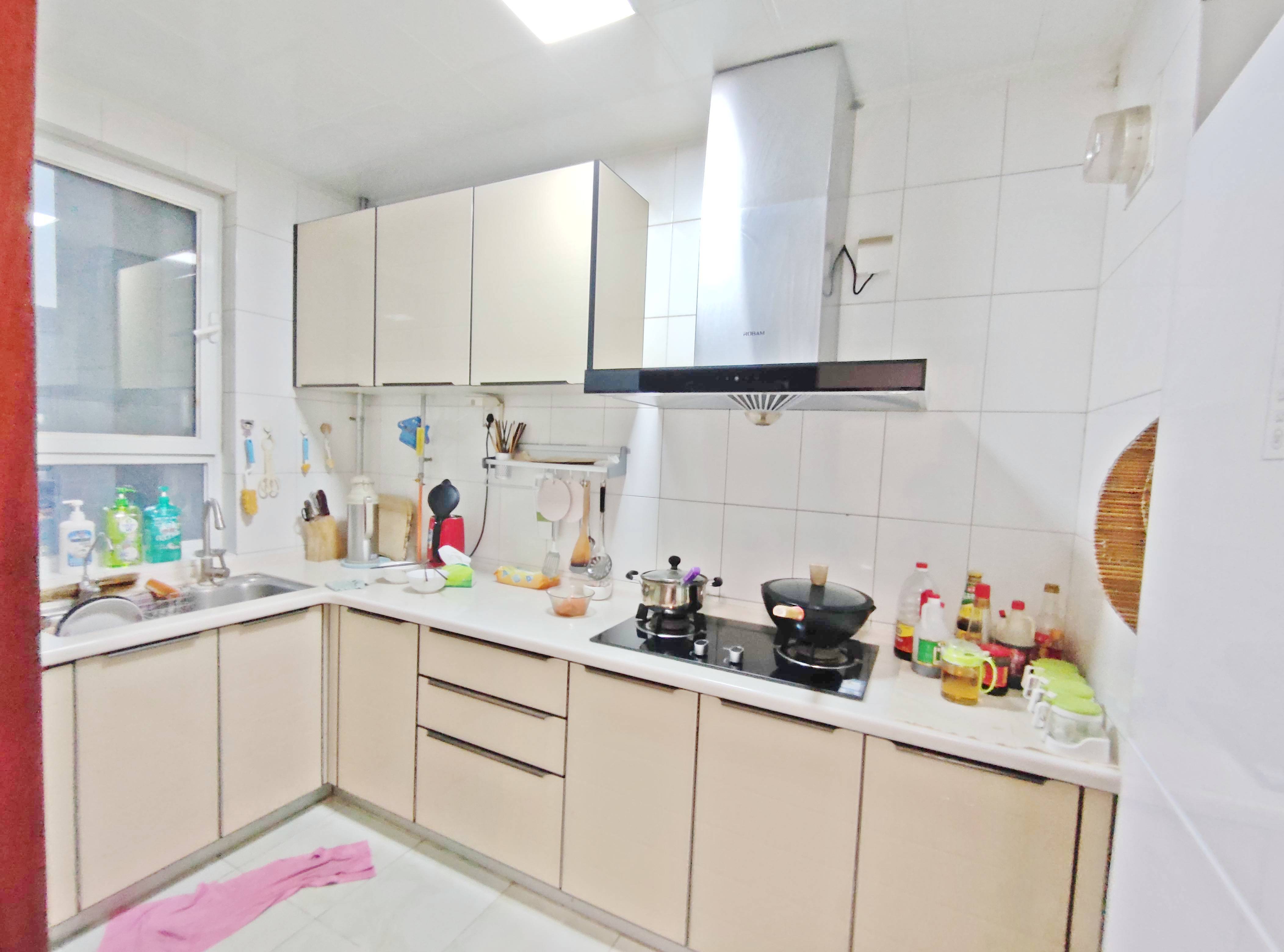 绿地新里卢浮公馆