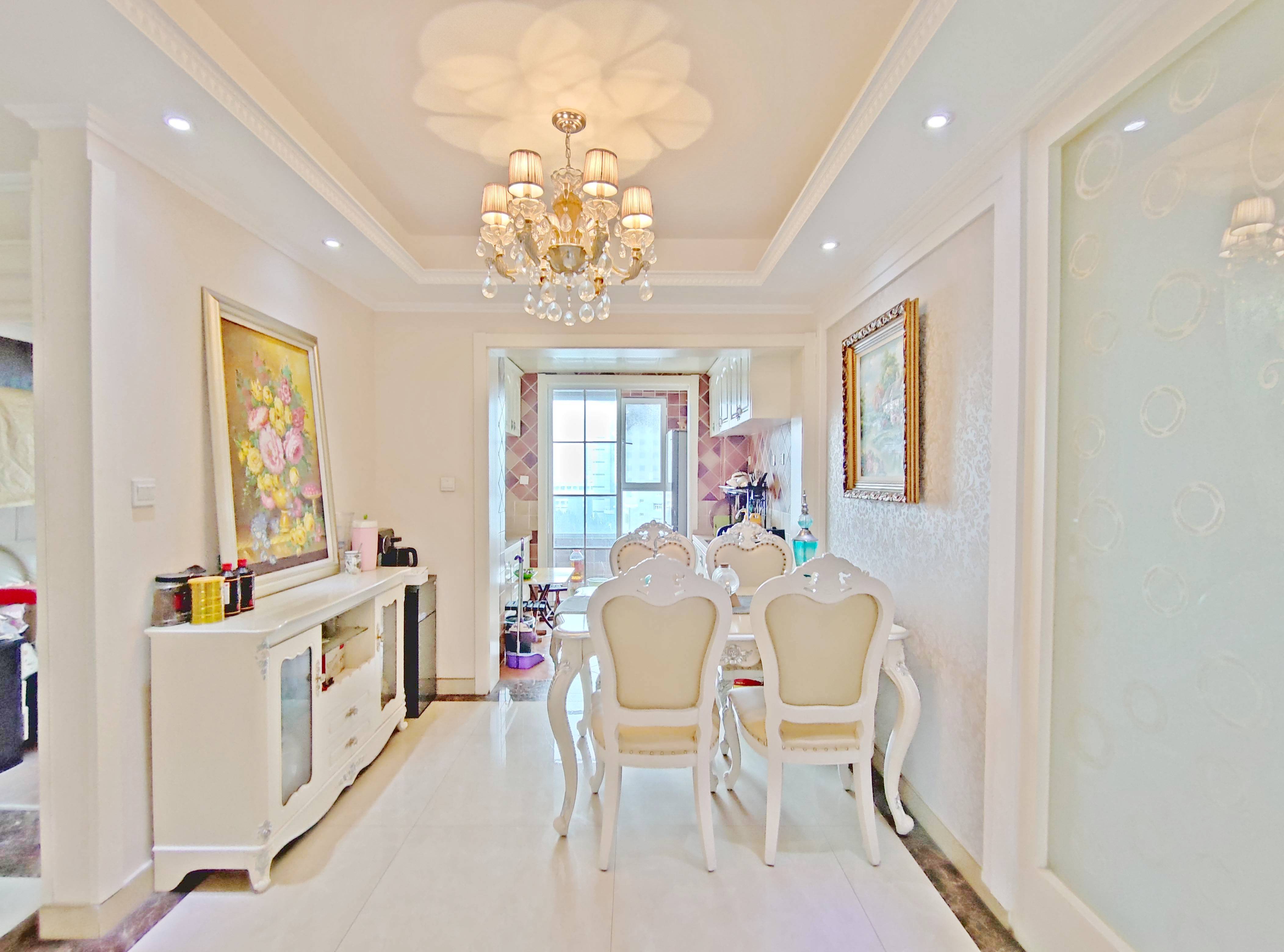 绿地新里卢浮公馆