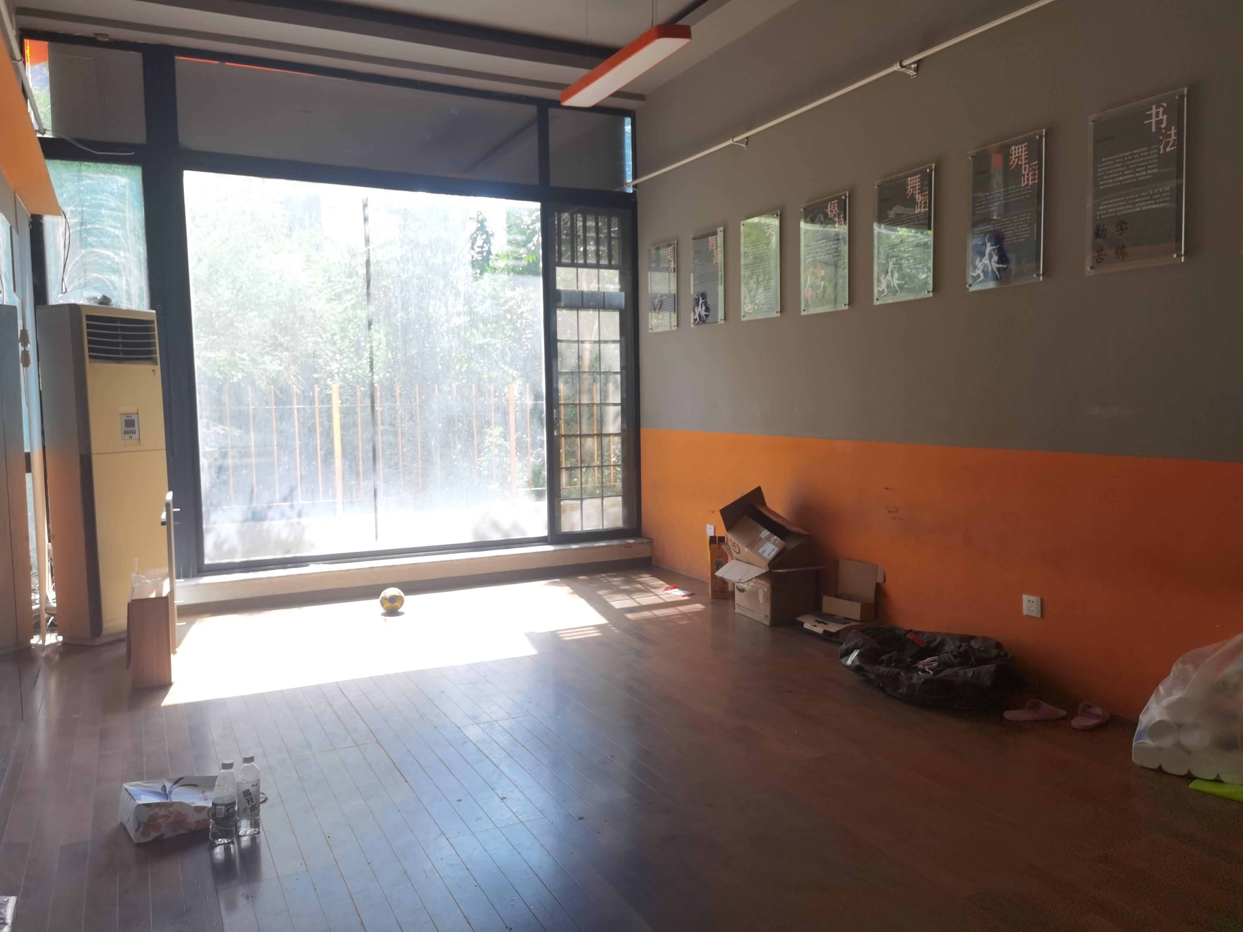 阳光100小区A区