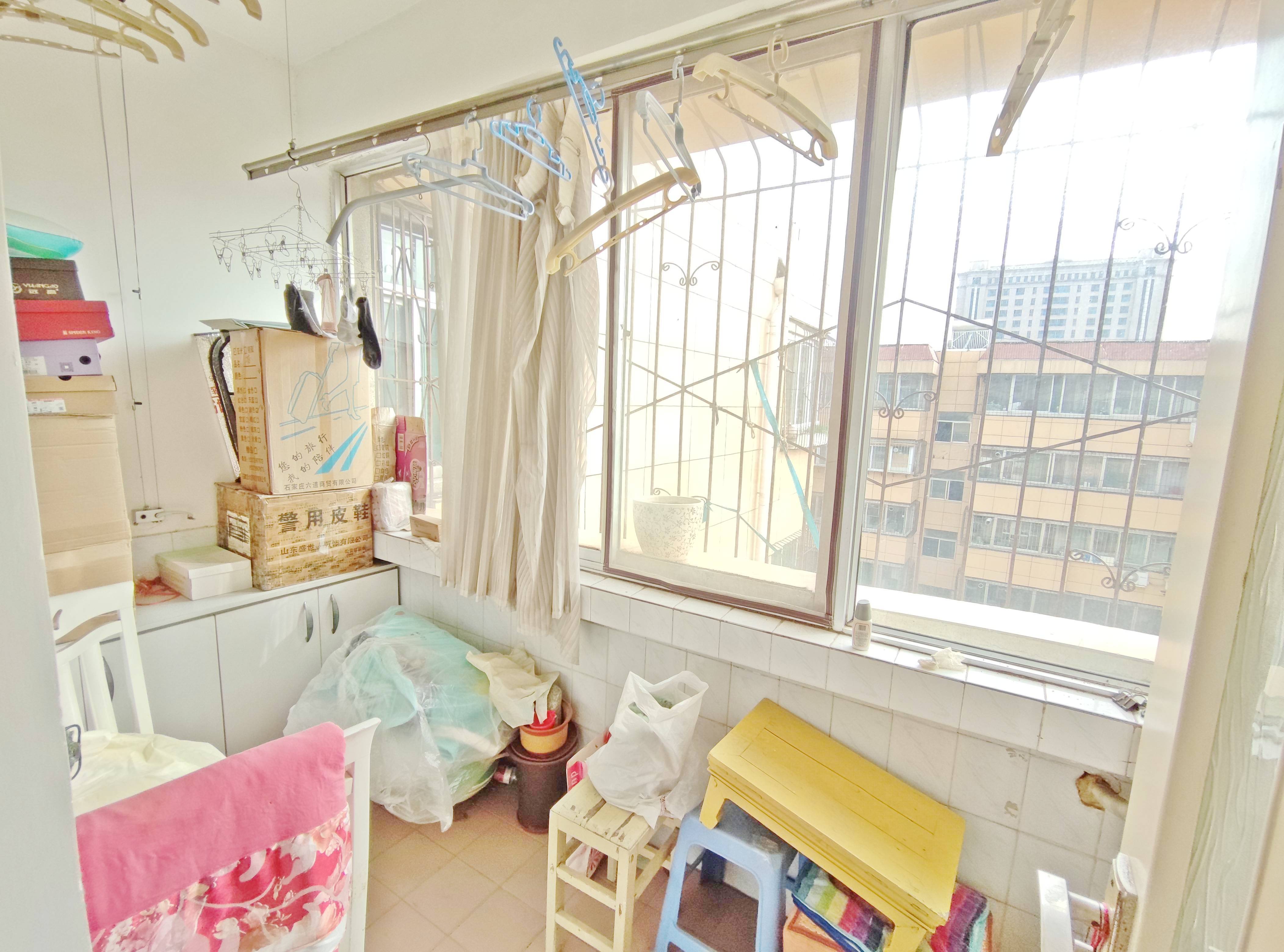 鸿建花园