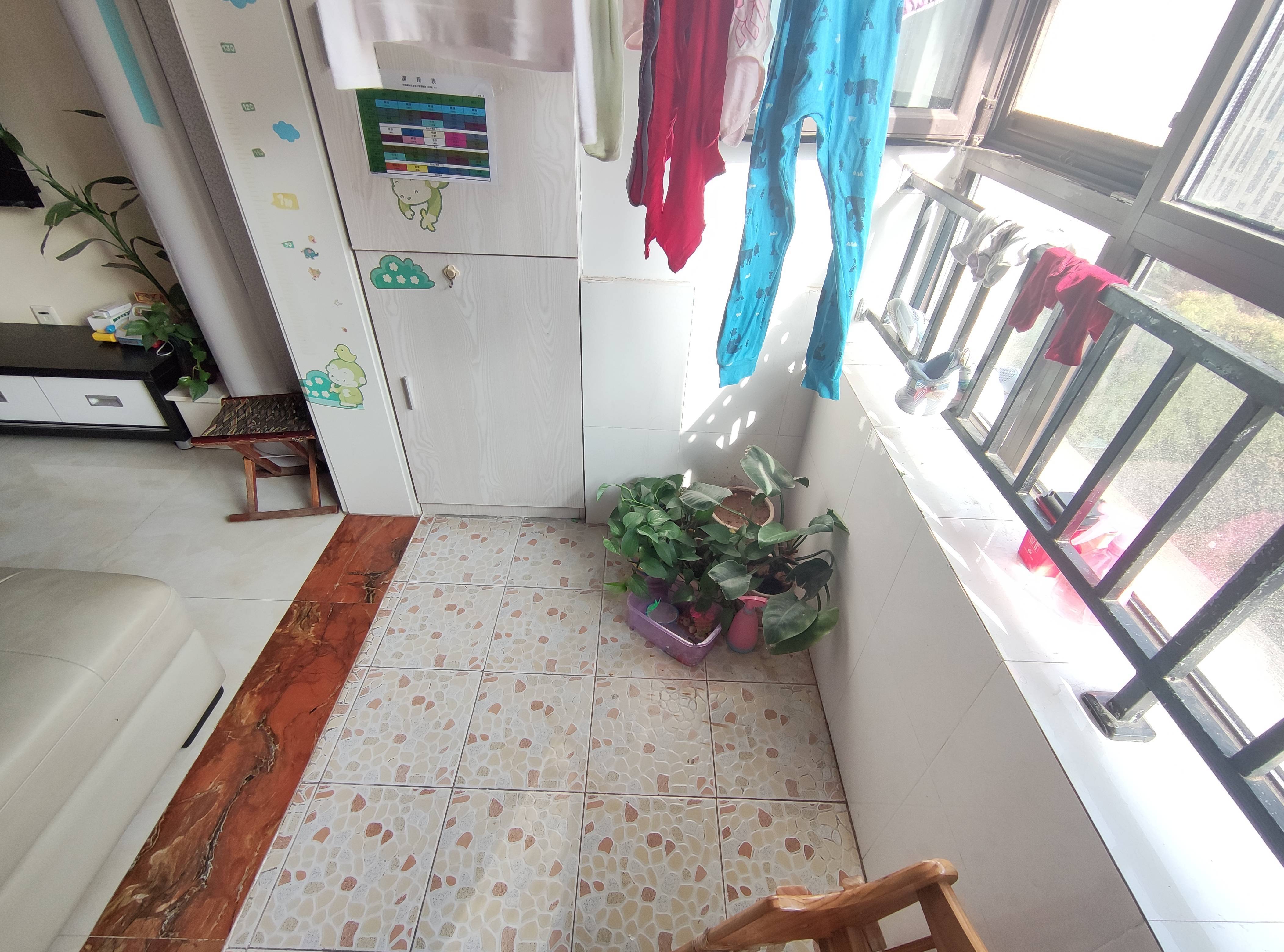 鲁邦奥林逸城东区