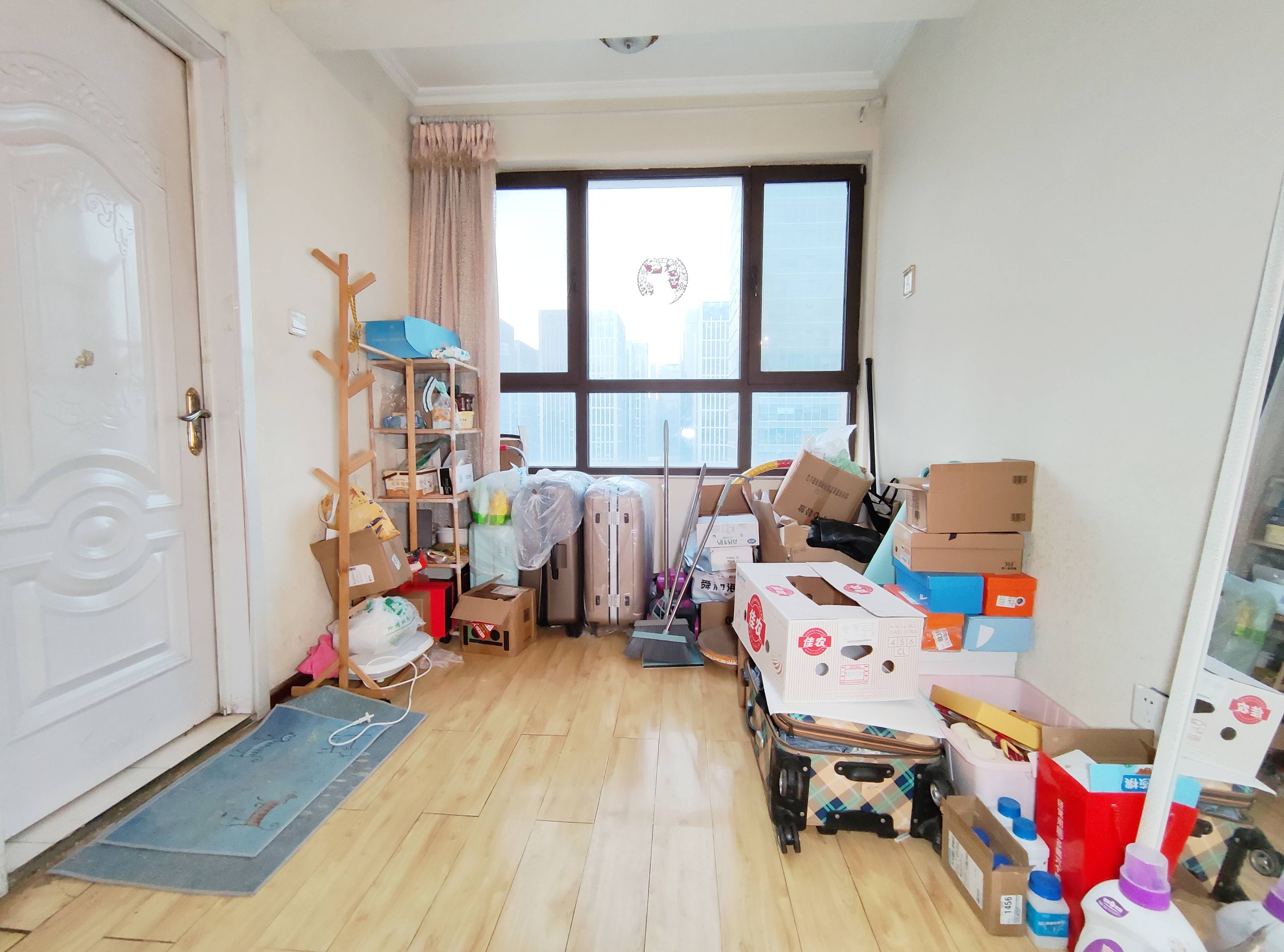 鲁邦奥林逸城东区