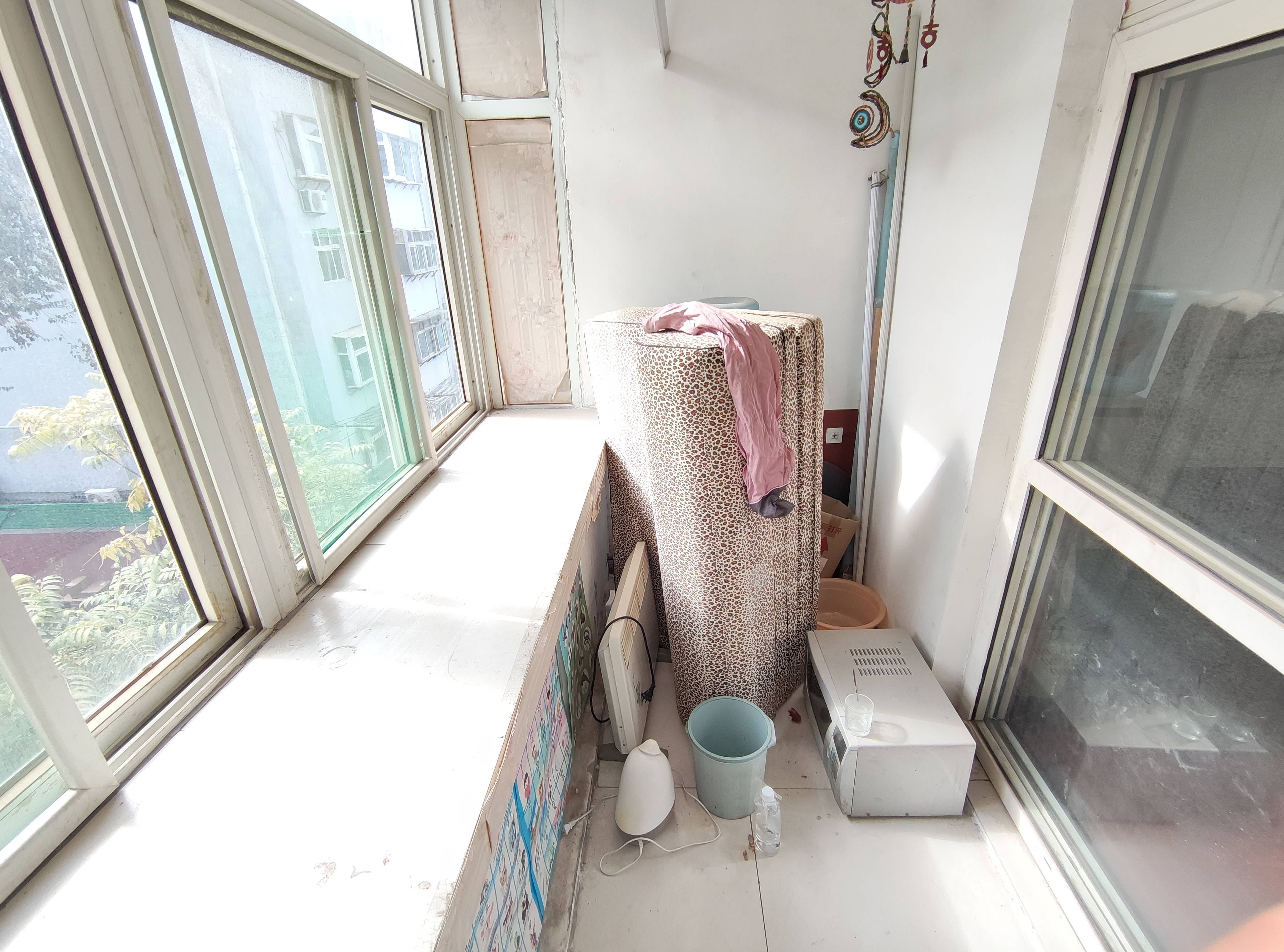 南券门巷小区(趵突泉南路16号)