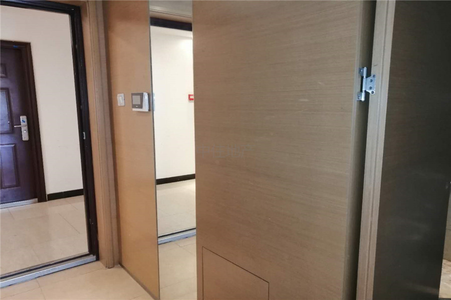 南益名泉春晓公寓