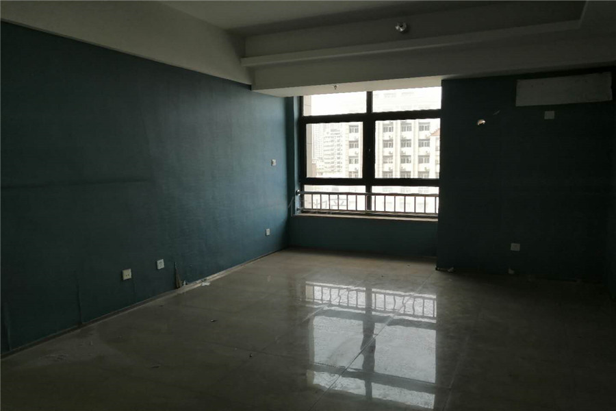 南益名泉春晓公寓