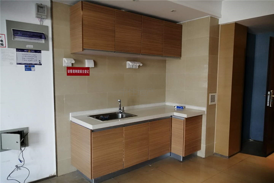 南益名泉春晓公寓