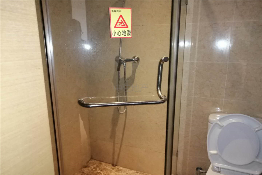 南益名泉春晓公寓