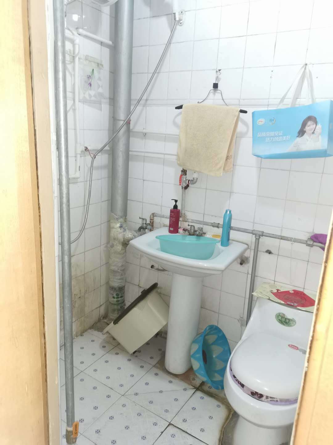 济钢新村中心区