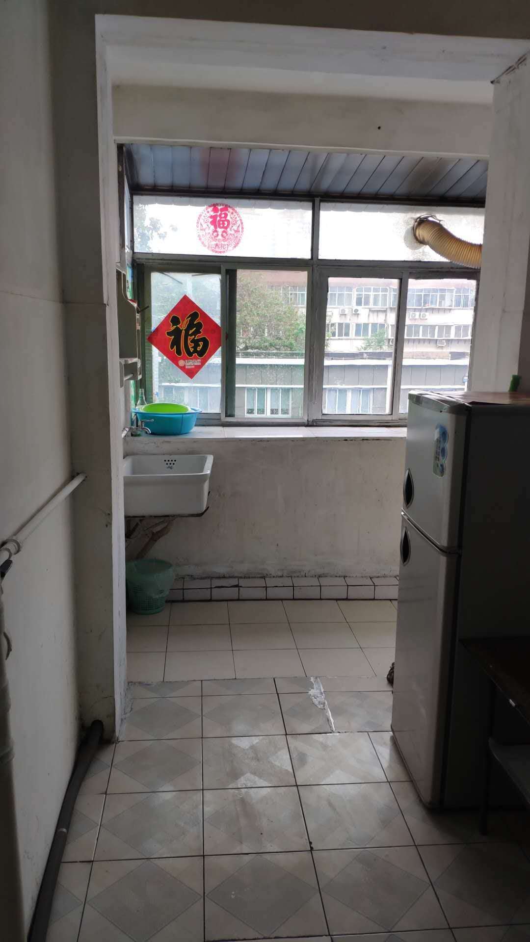 济南一中宿舍 2室1厅 南北