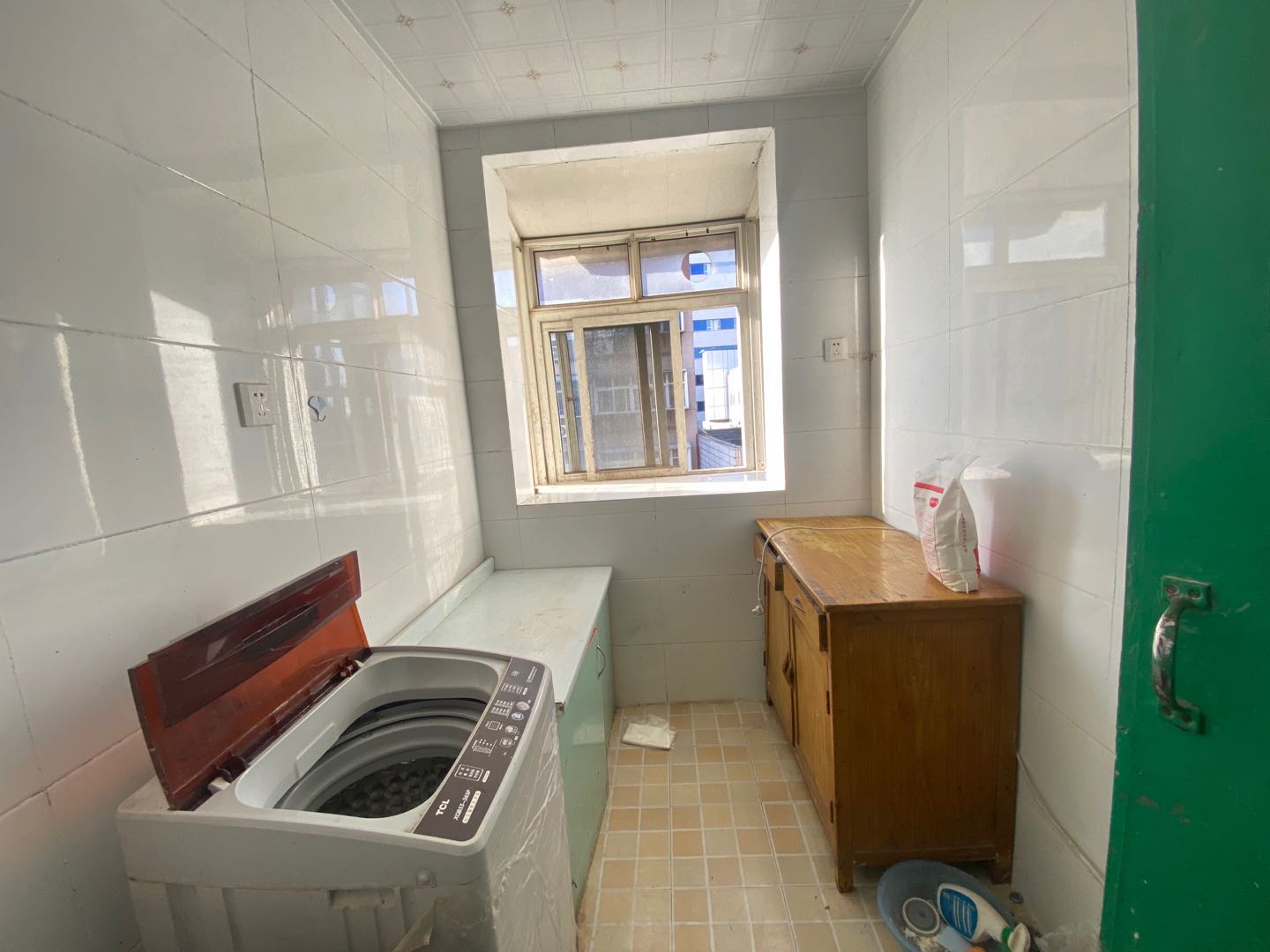 南券门巷小区(趵突泉南路16号)