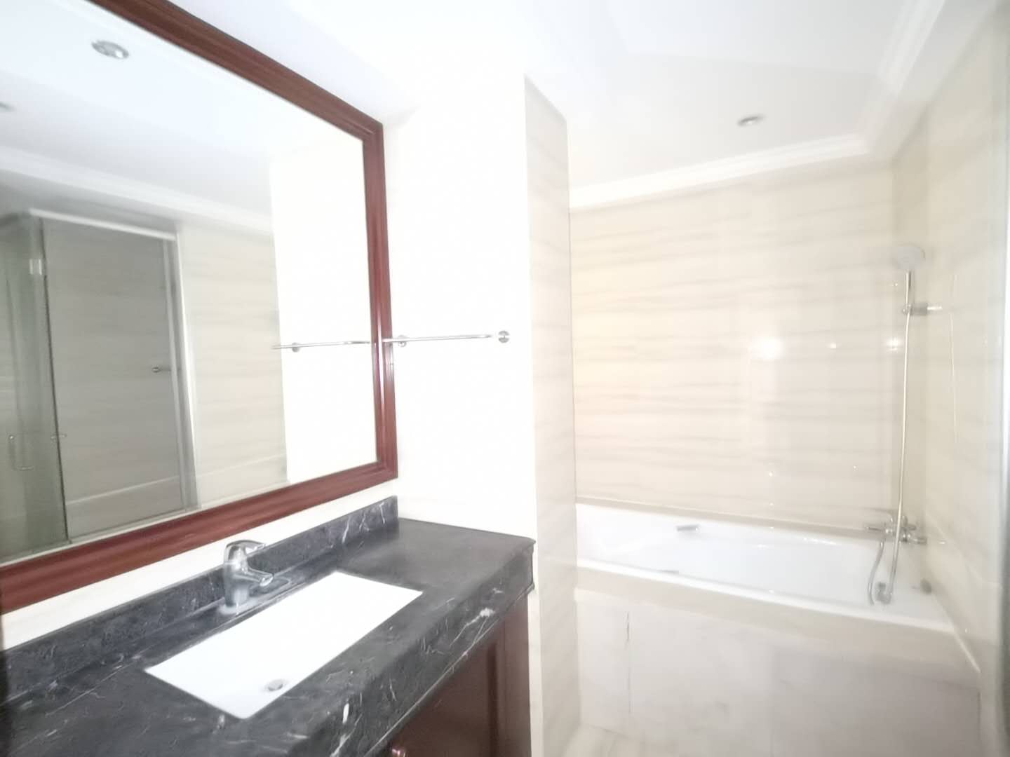 海尔绿城全运村锦兰园