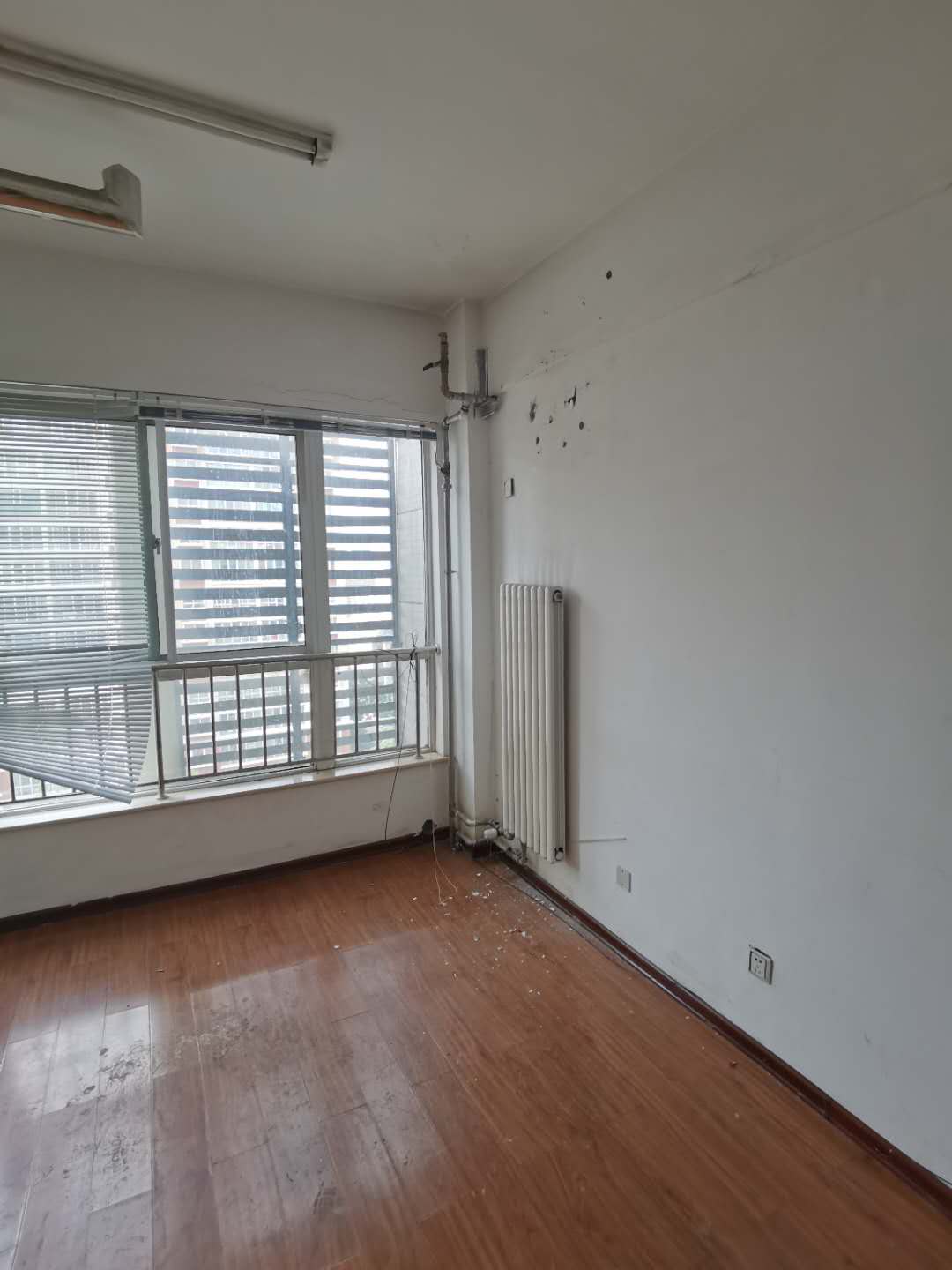 整租·鲍德现代逸城(商住楼)  北