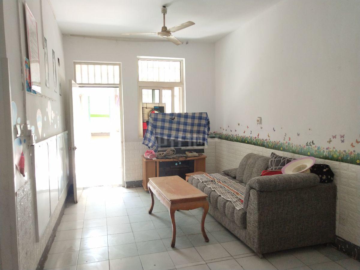  工业北路268号 南北