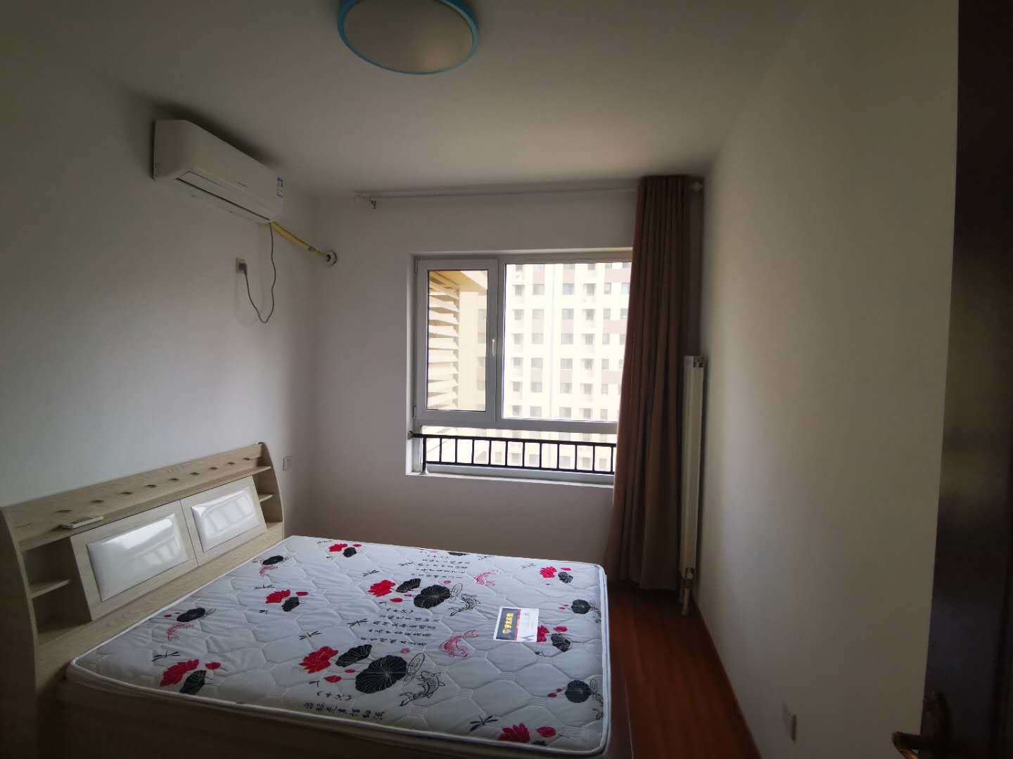 绿地新里香榭丽公馆
