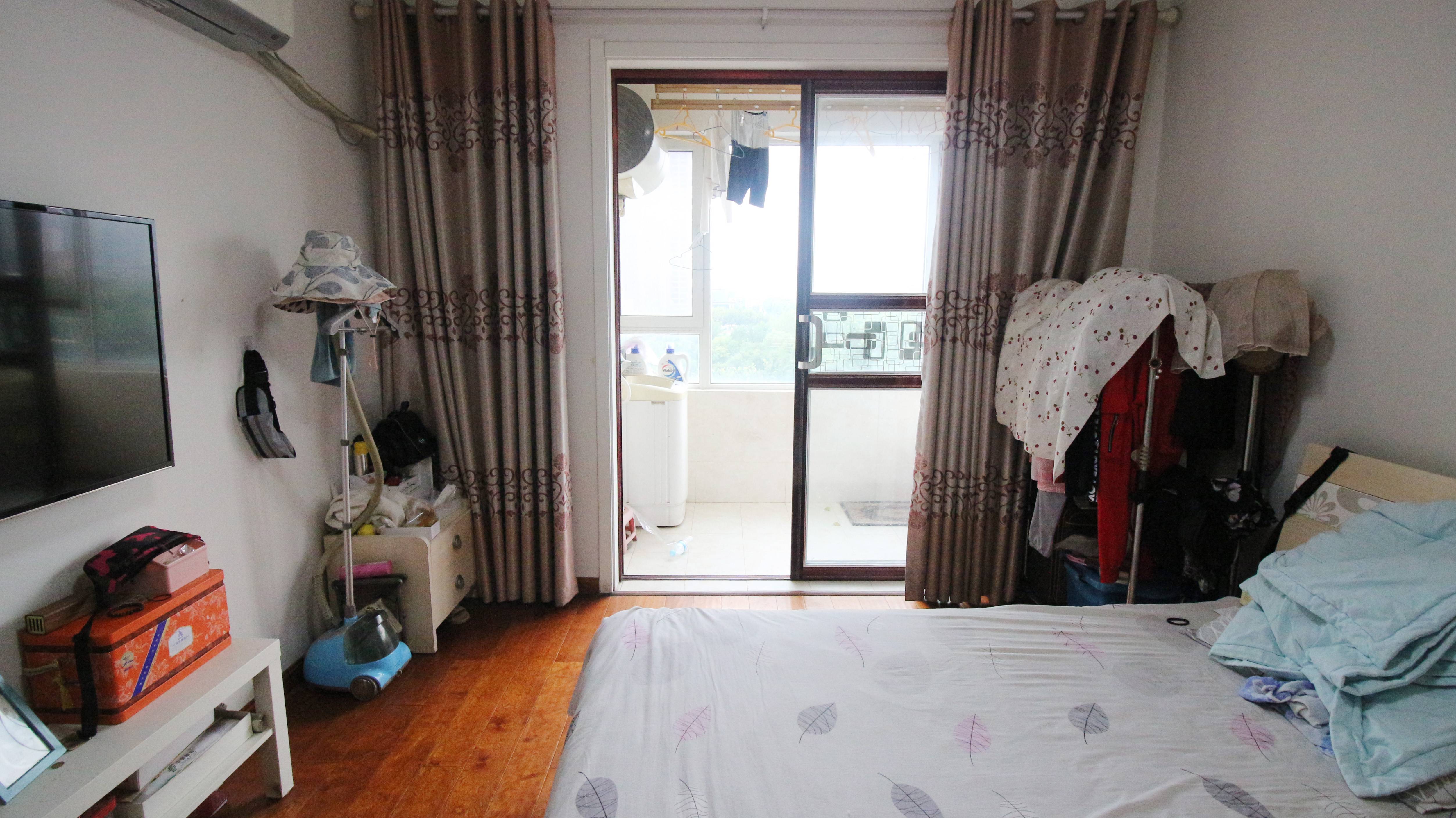 天鸿万象新天三区