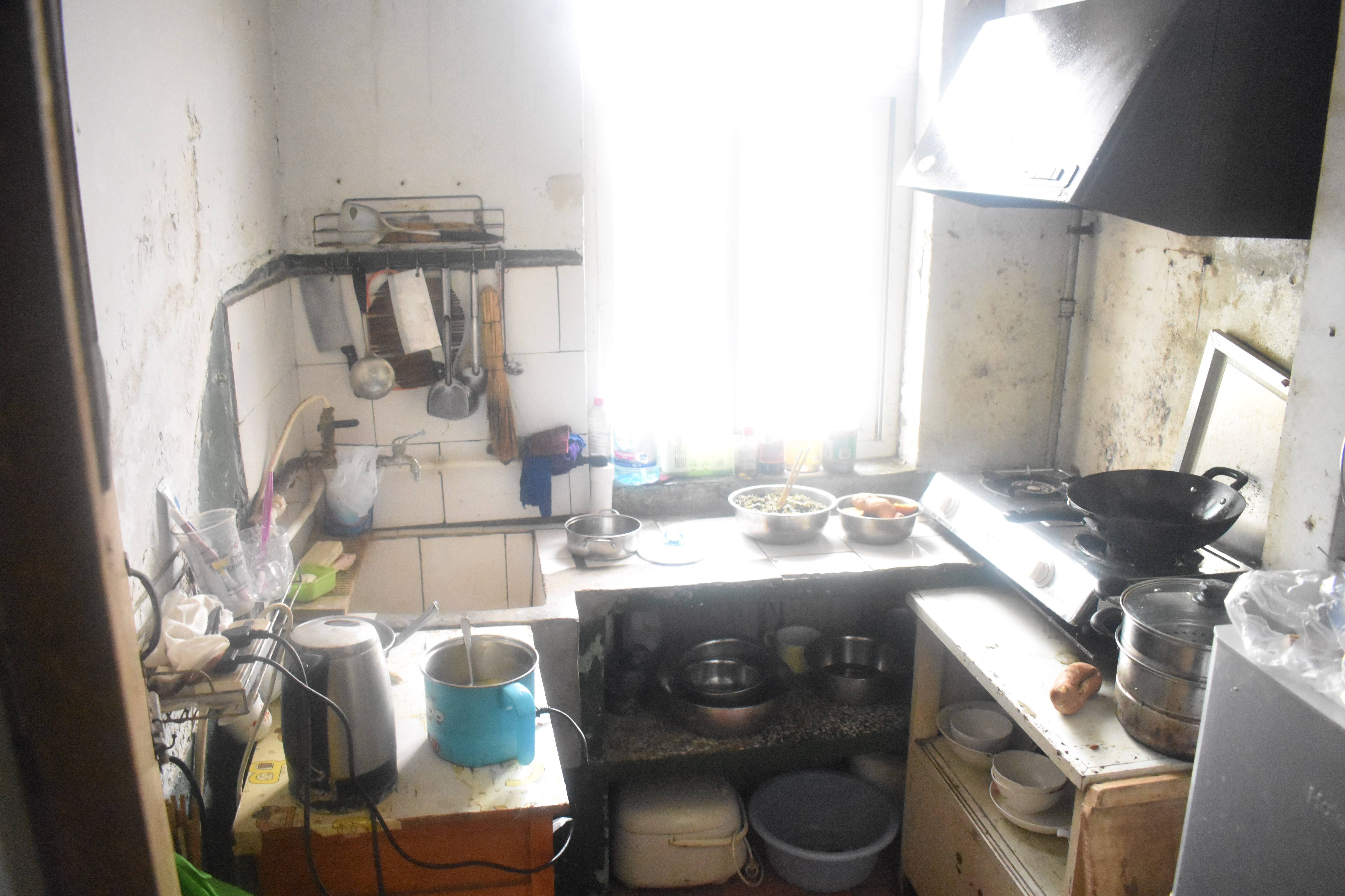 济钢新村中心区