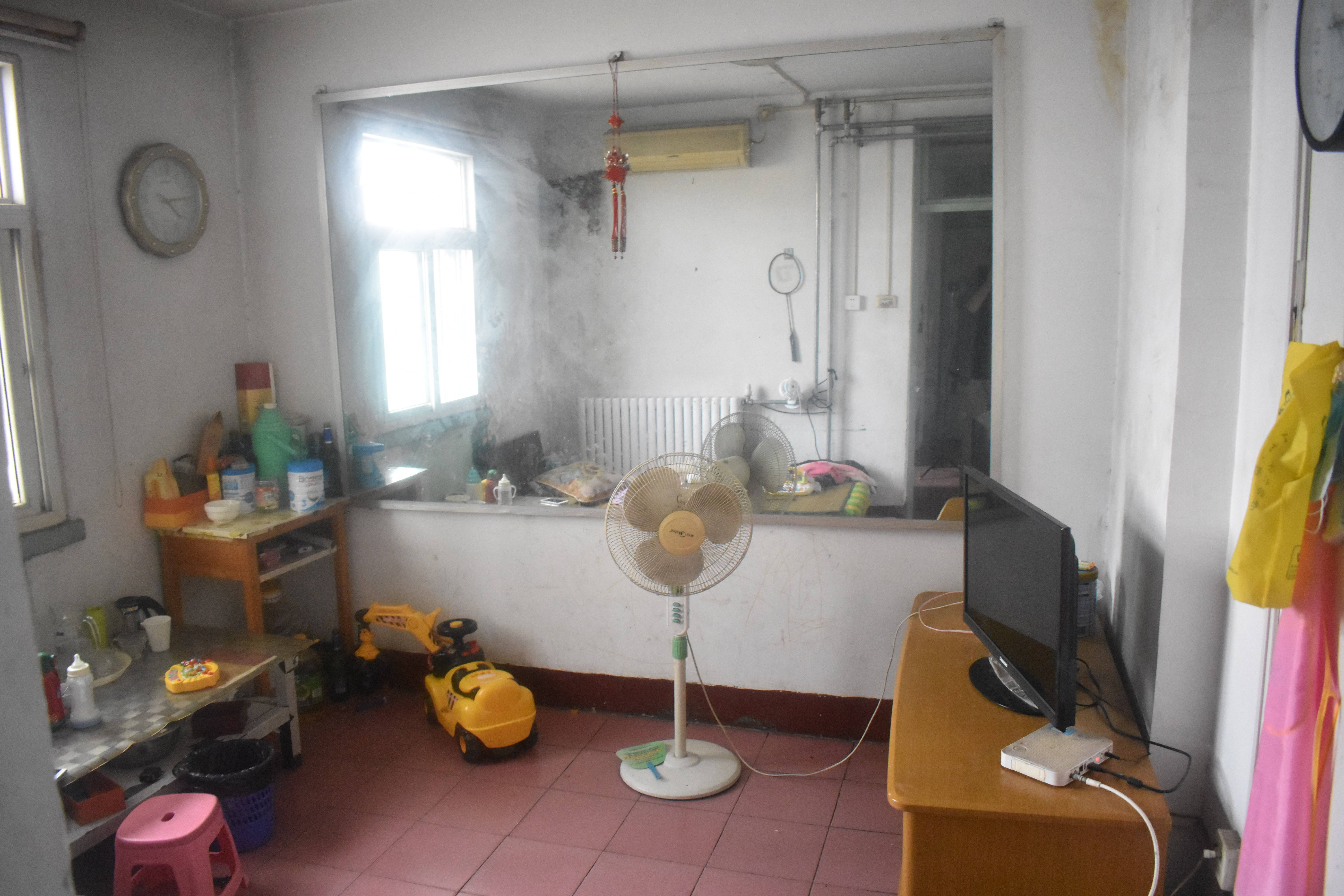 济钢新村中心区