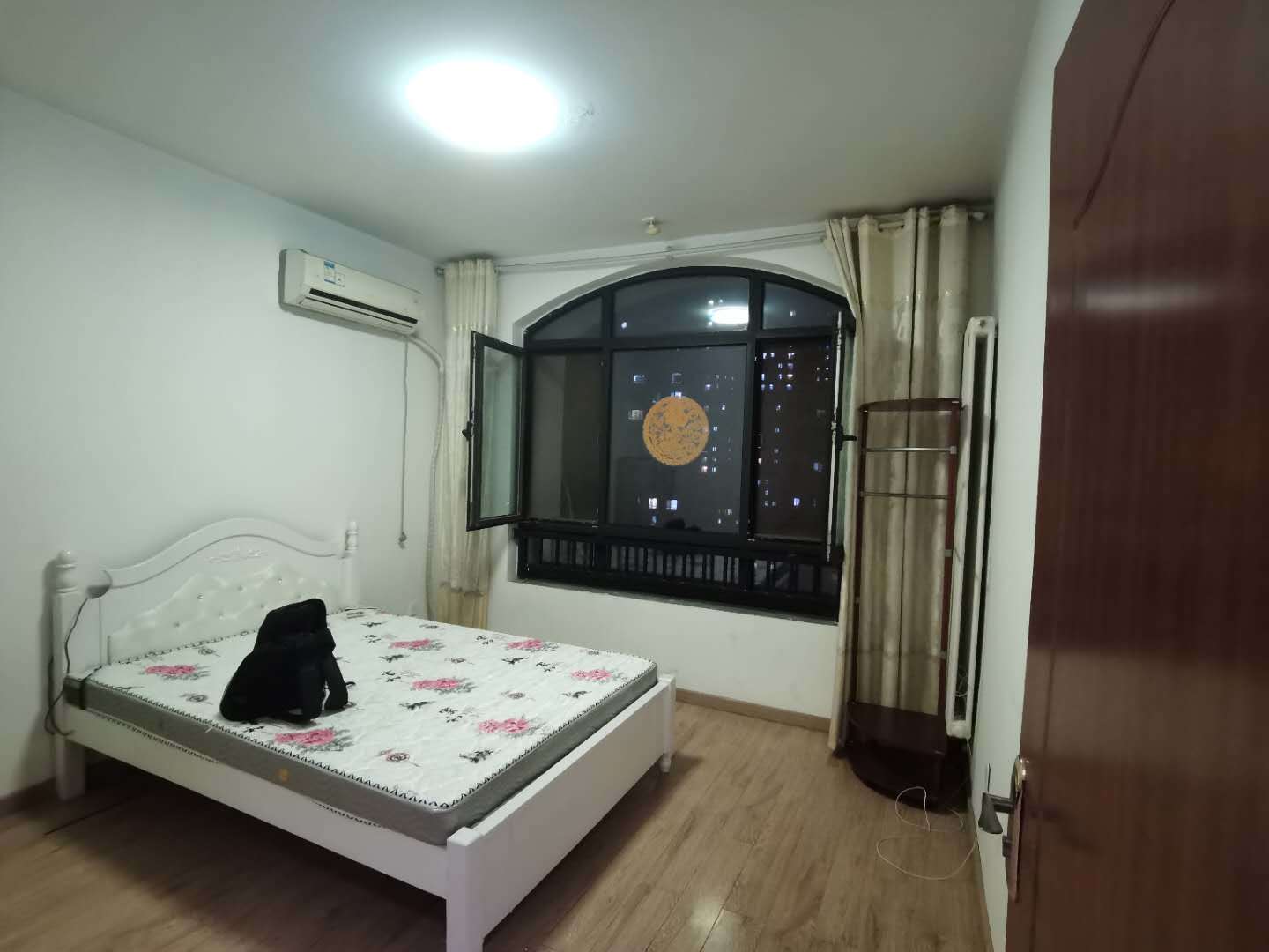 名士豪庭一区