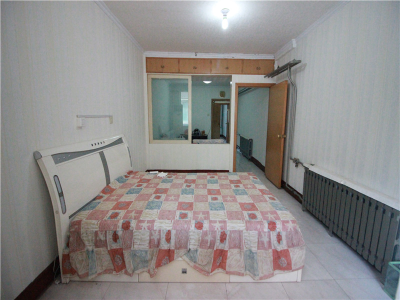 建国小经三路单位宿舍