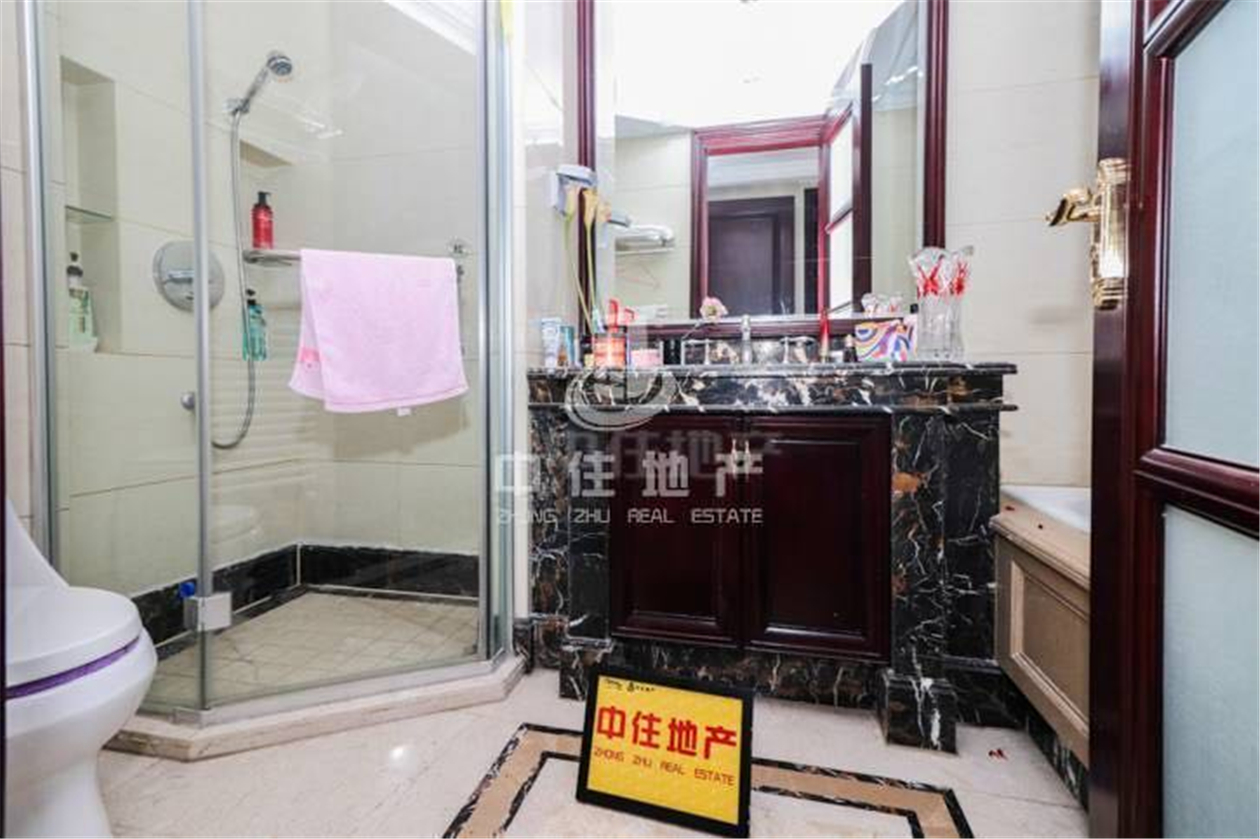 海尔绿城玫瑰园