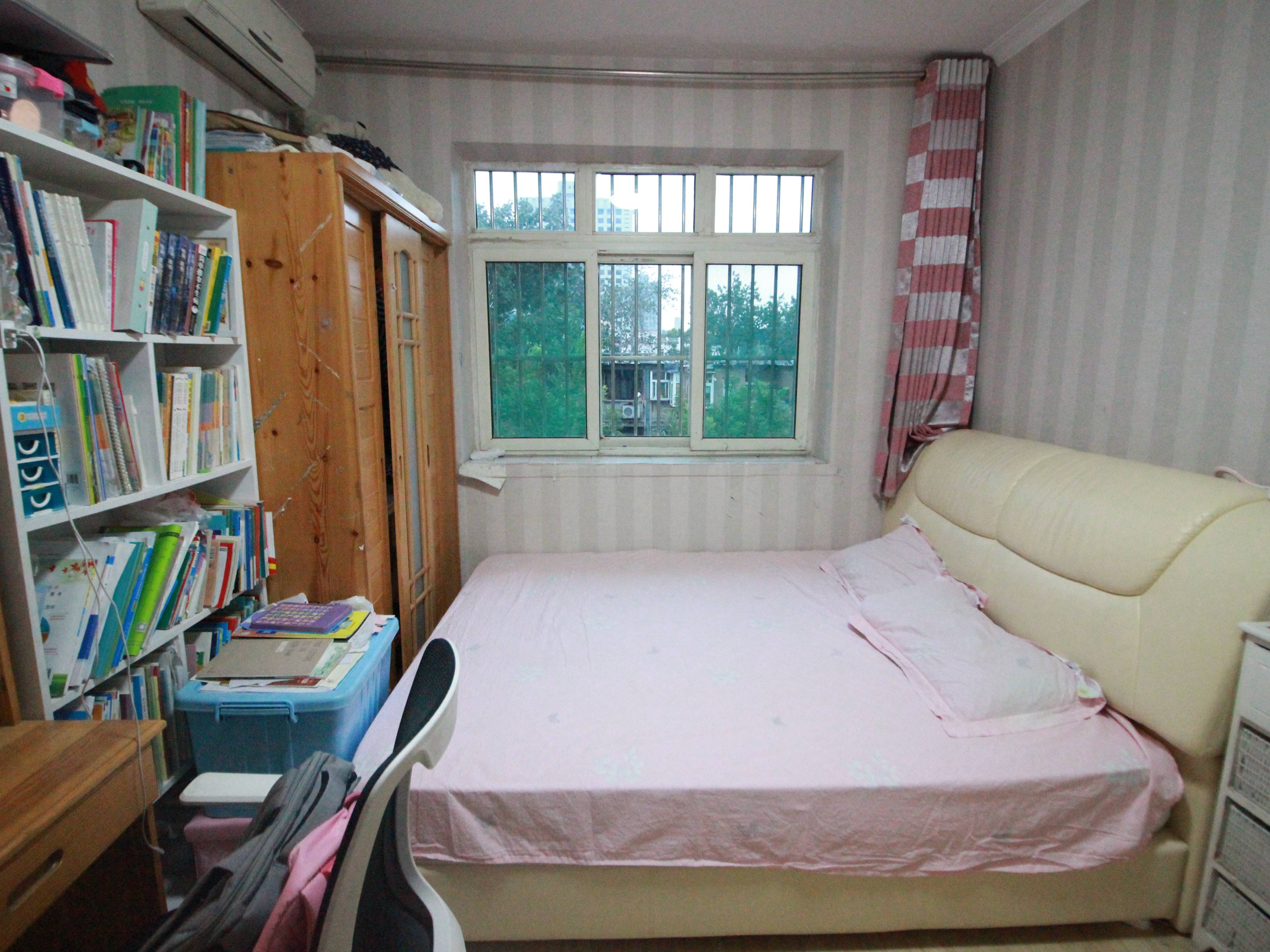 建国小经三路单位宿舍