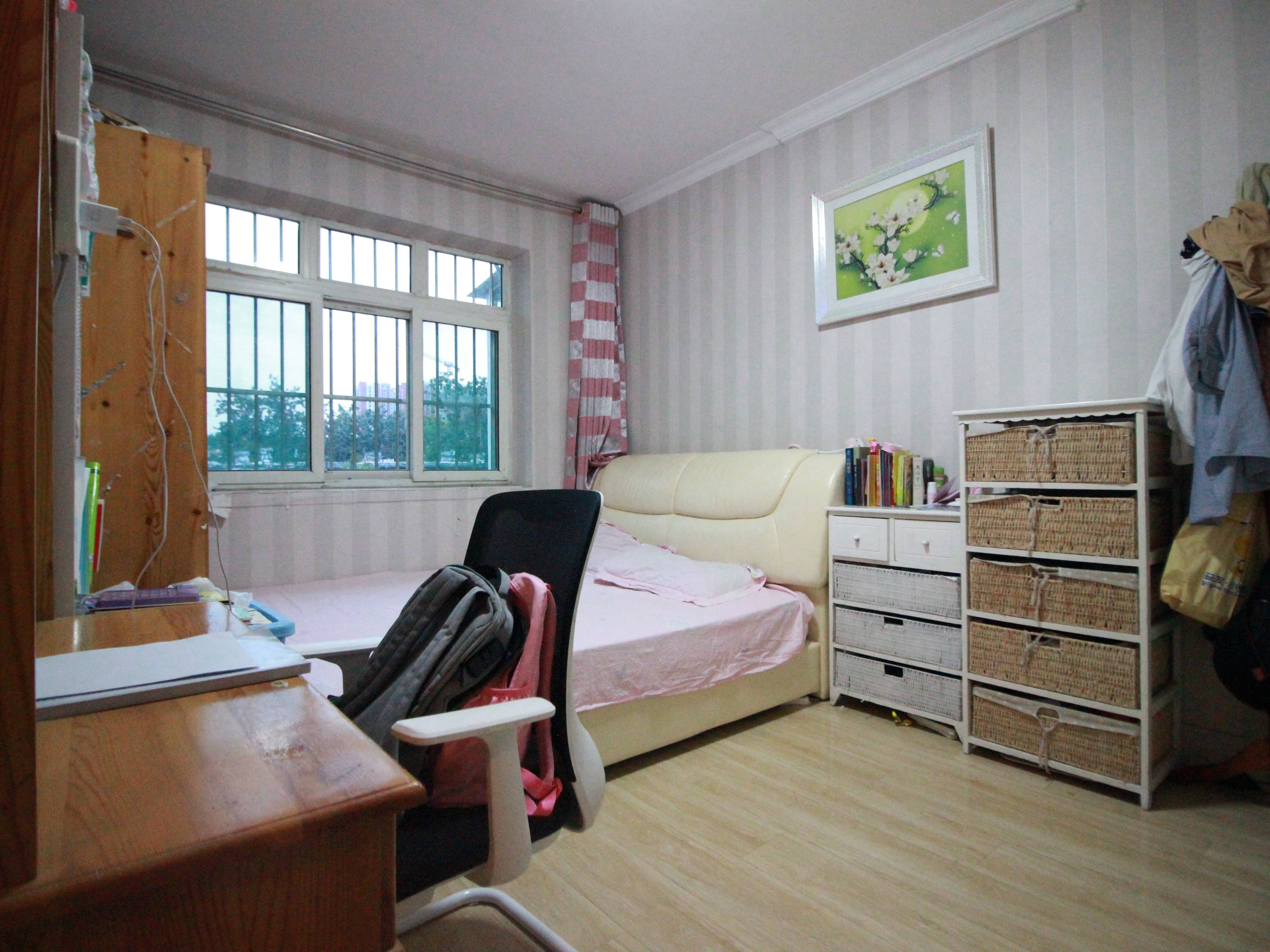 建国小经三路单位宿舍