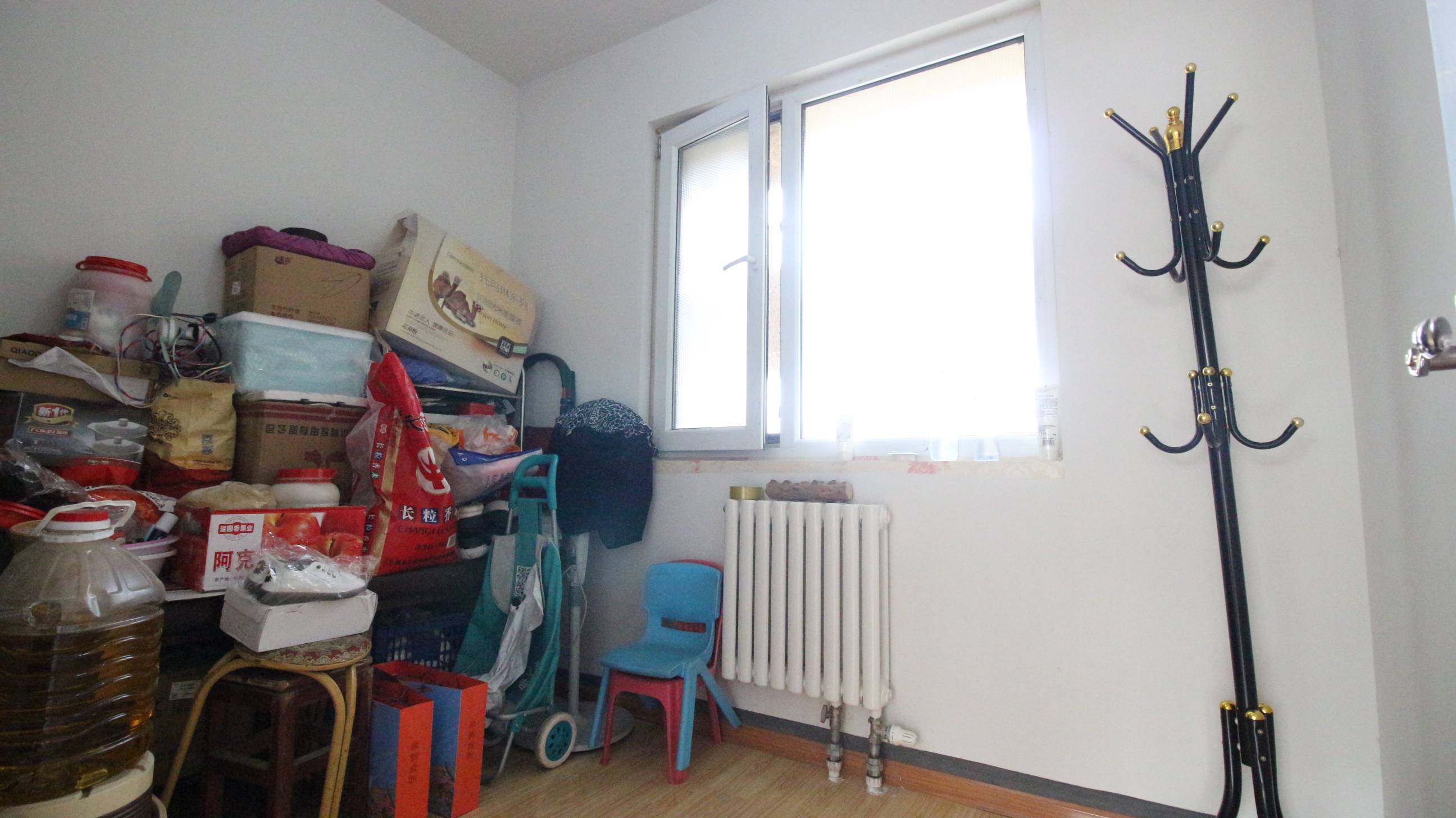 天鸿万象新天万卷府