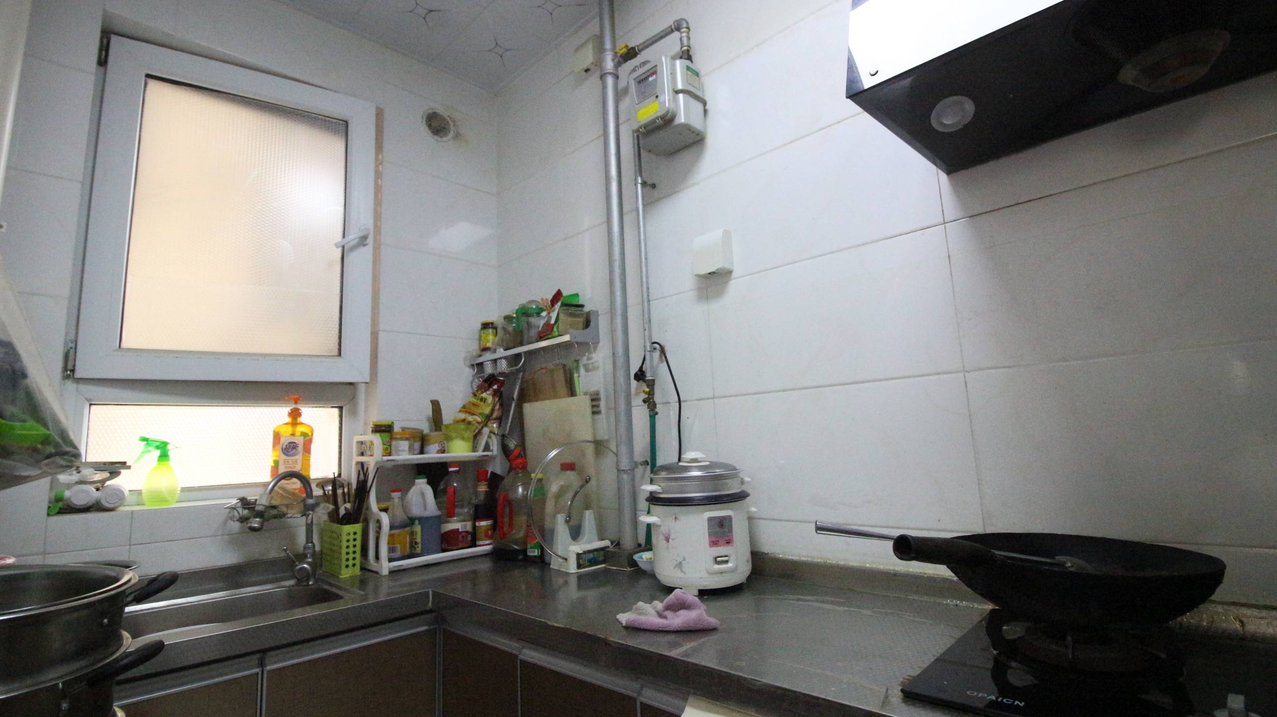 天鸿万象新天万卷府