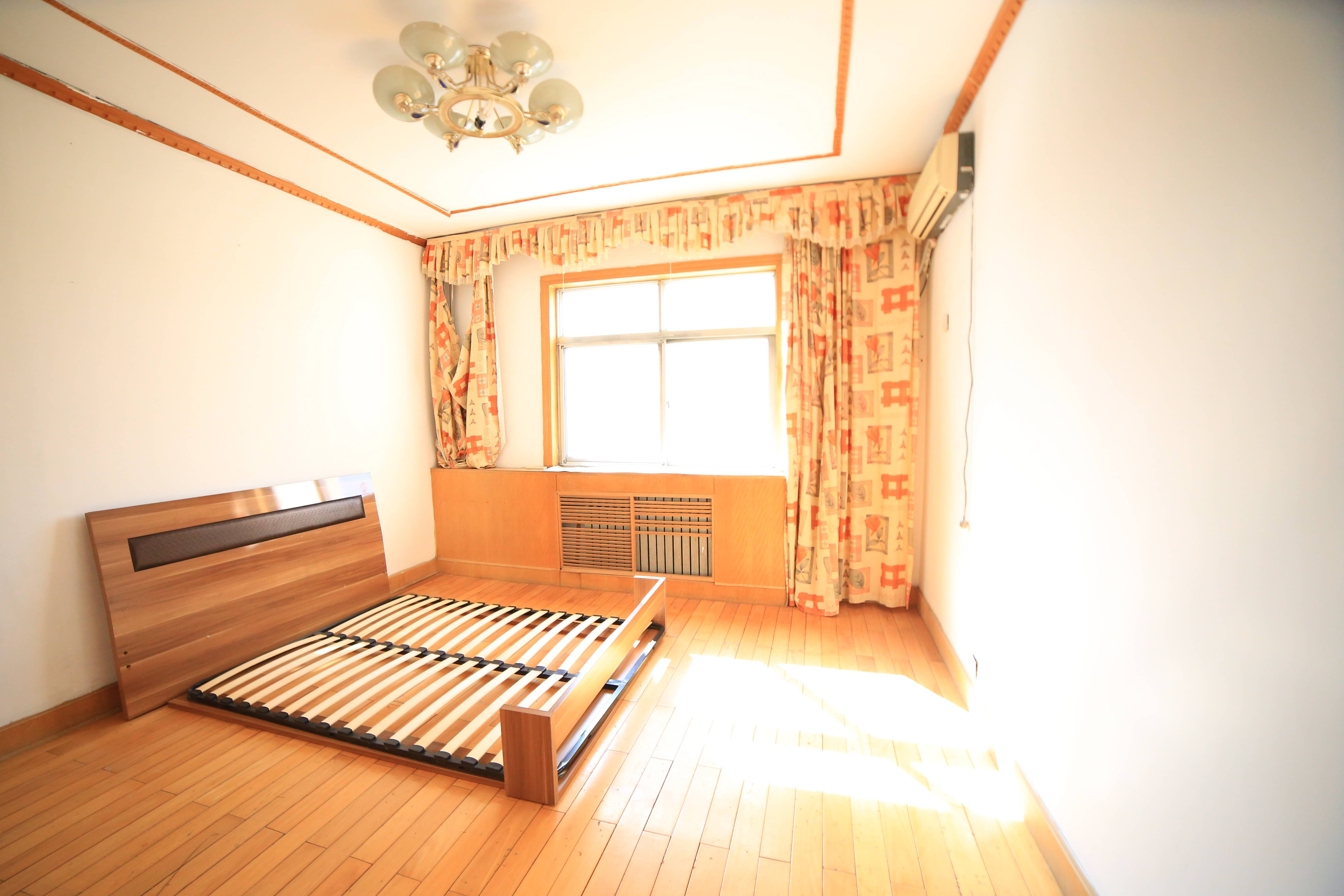 南辛庄西路13号