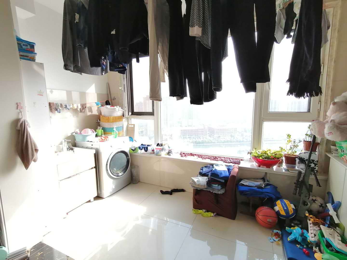 重汽翡翠外滩