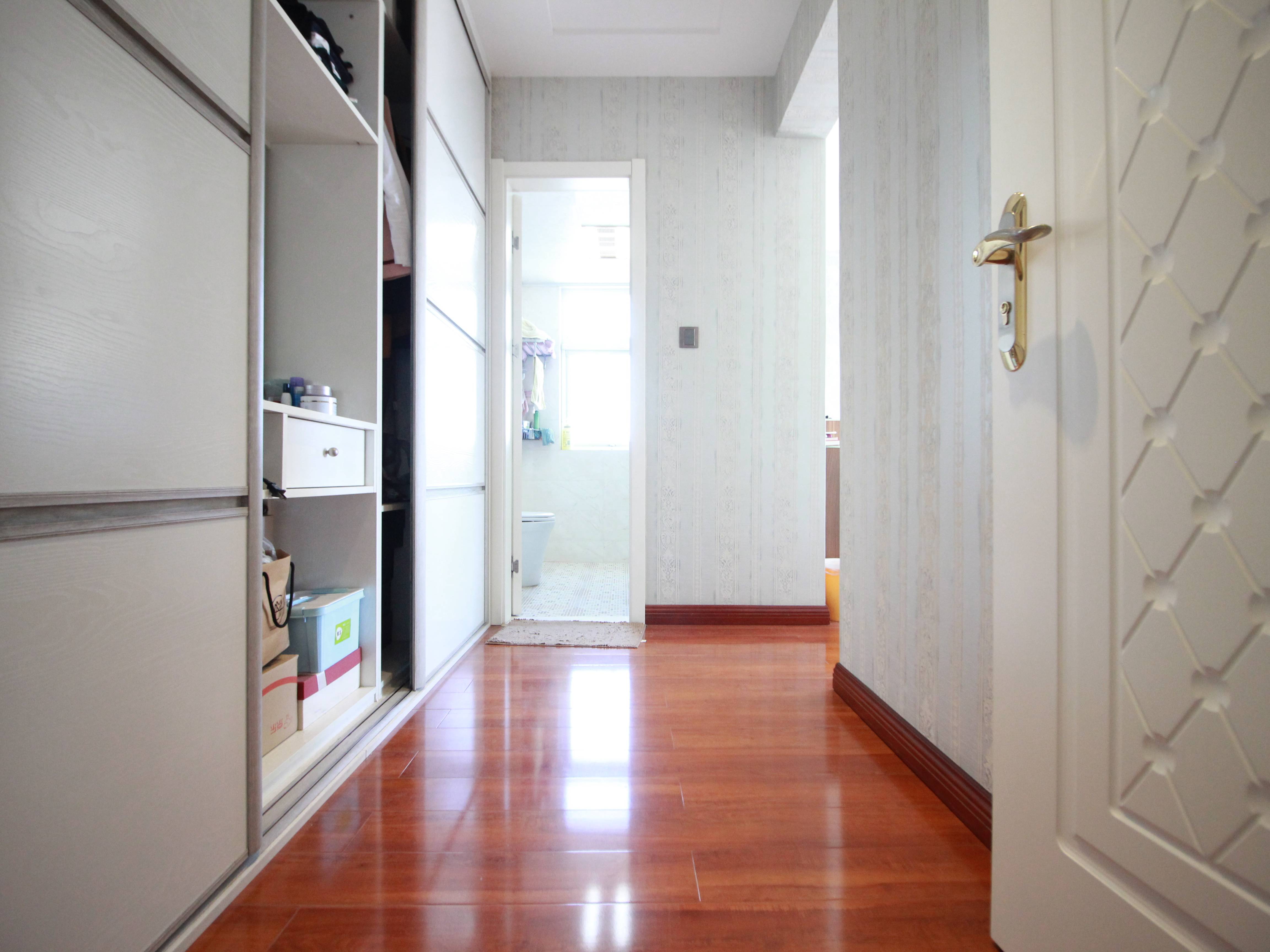 绿地新里梵尔赛公馆