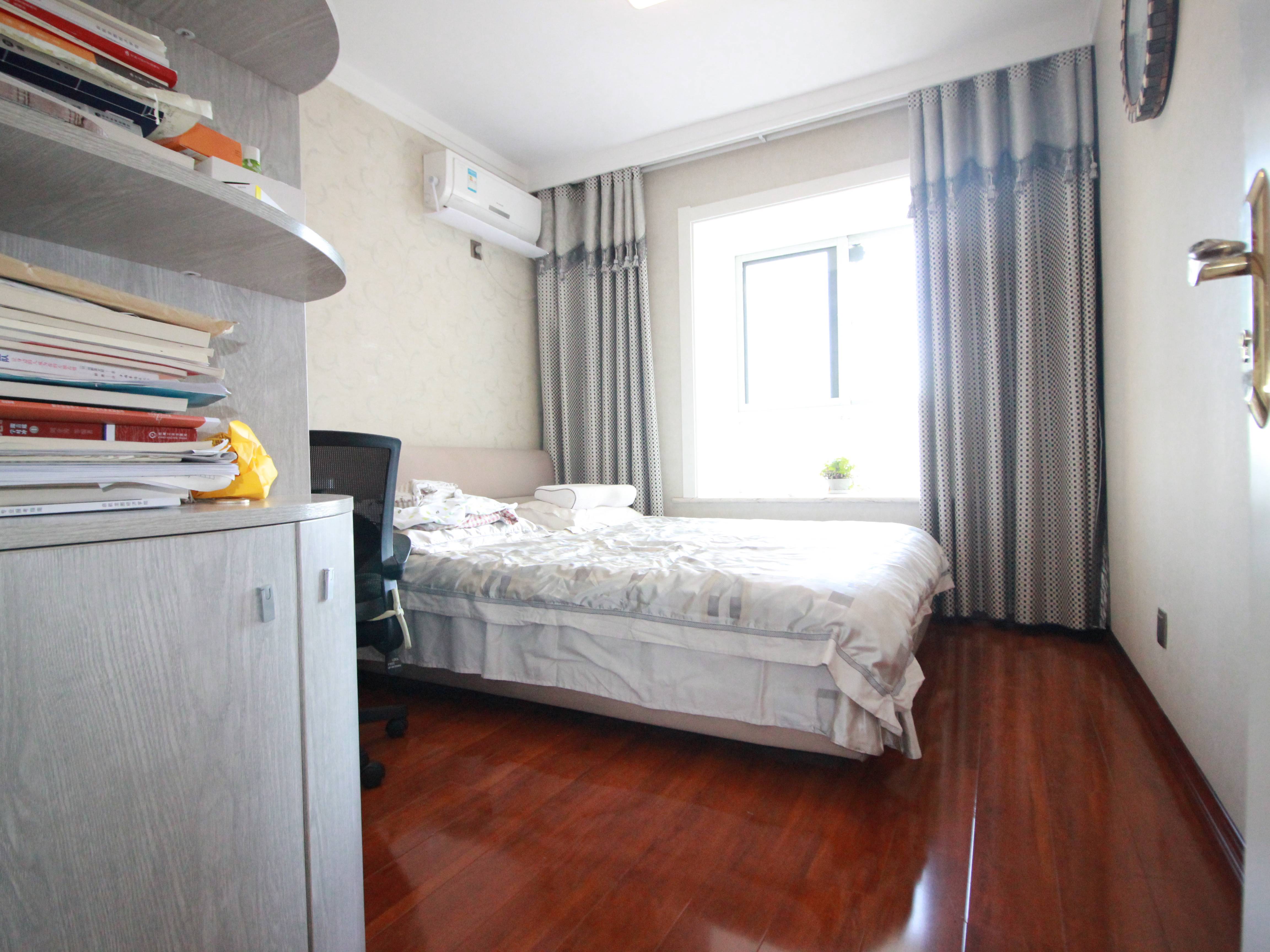 绿地新里梵尔赛公馆