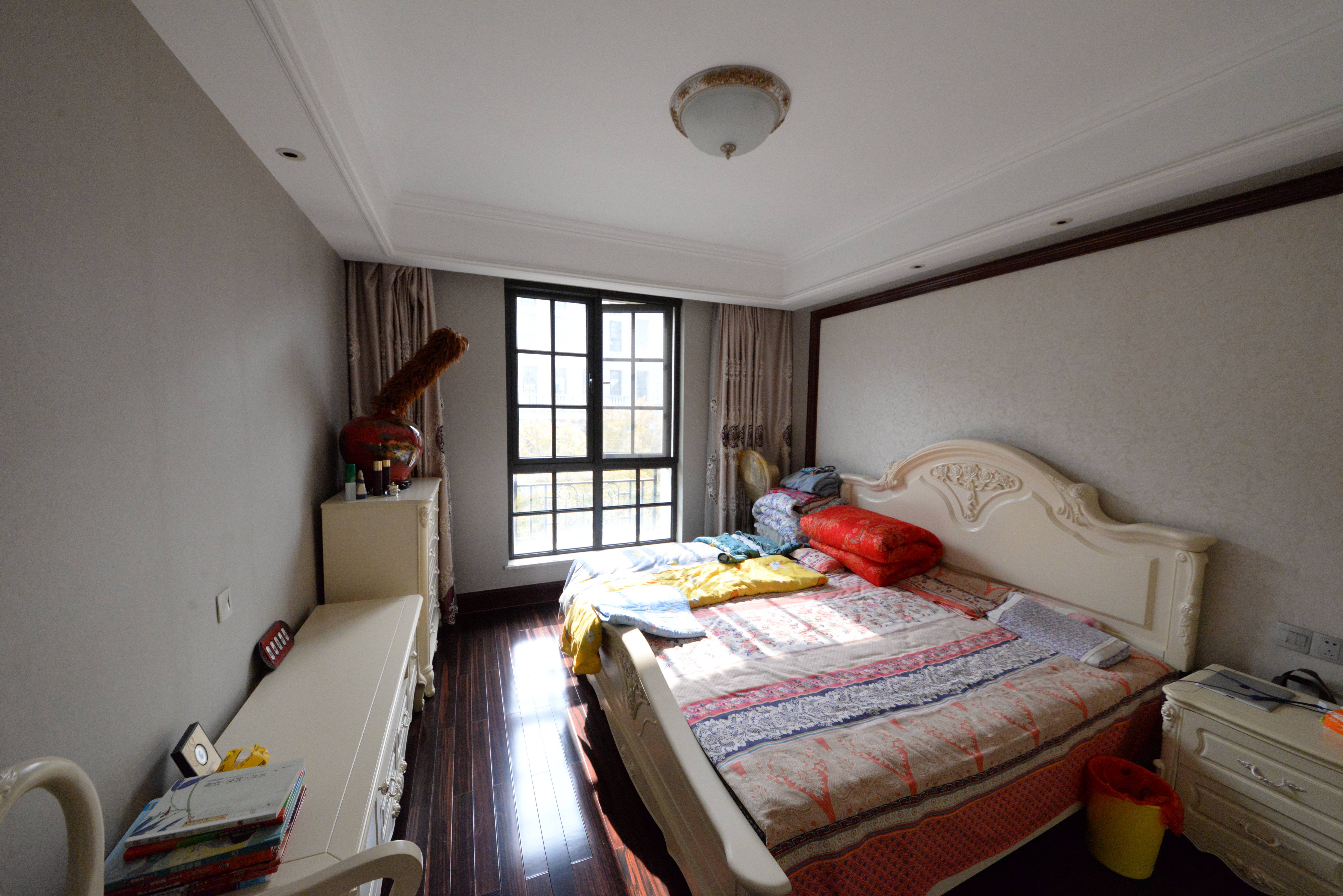 海尔绿城玫瑰园