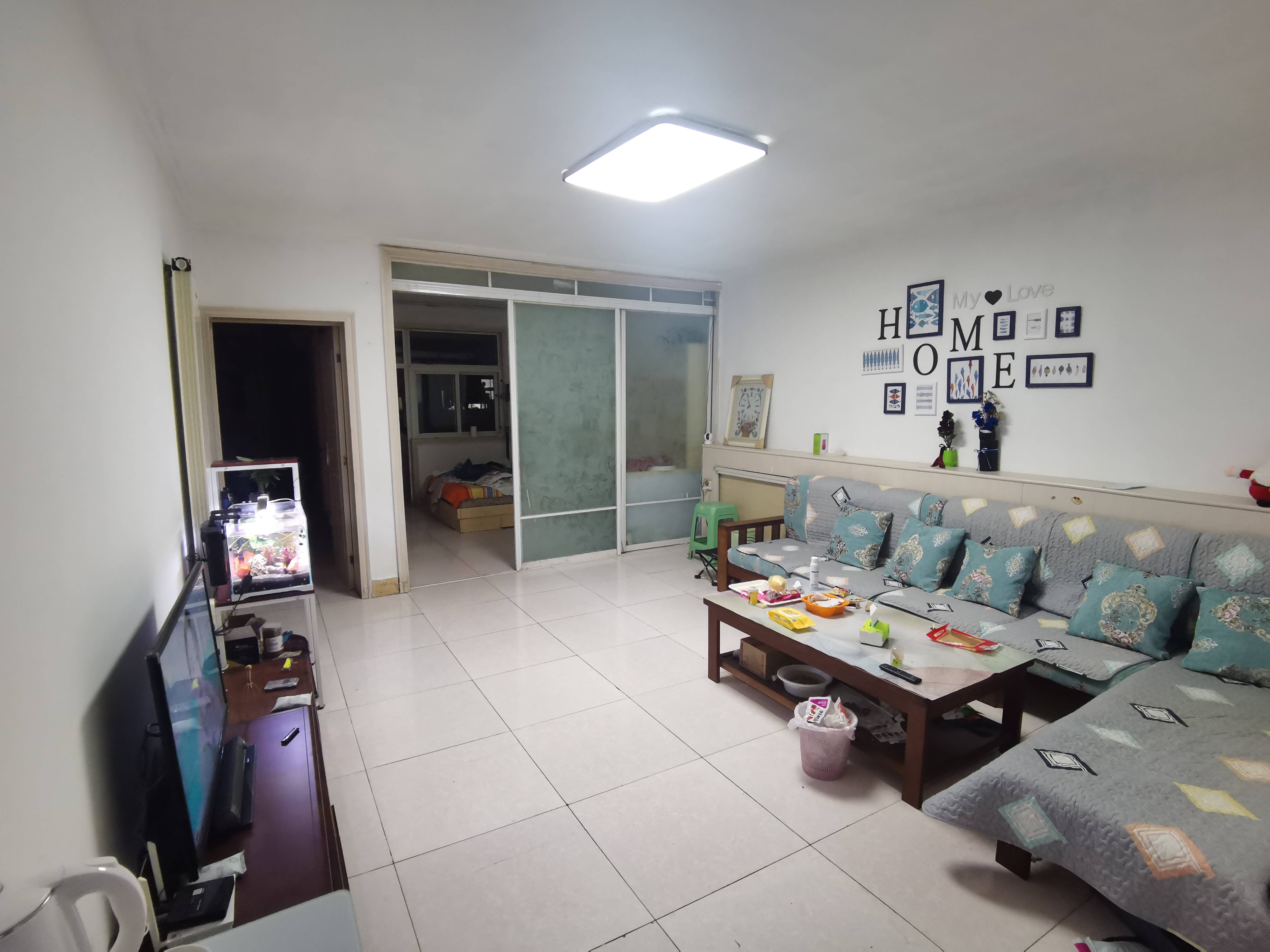  洪家楼西路82号 南北