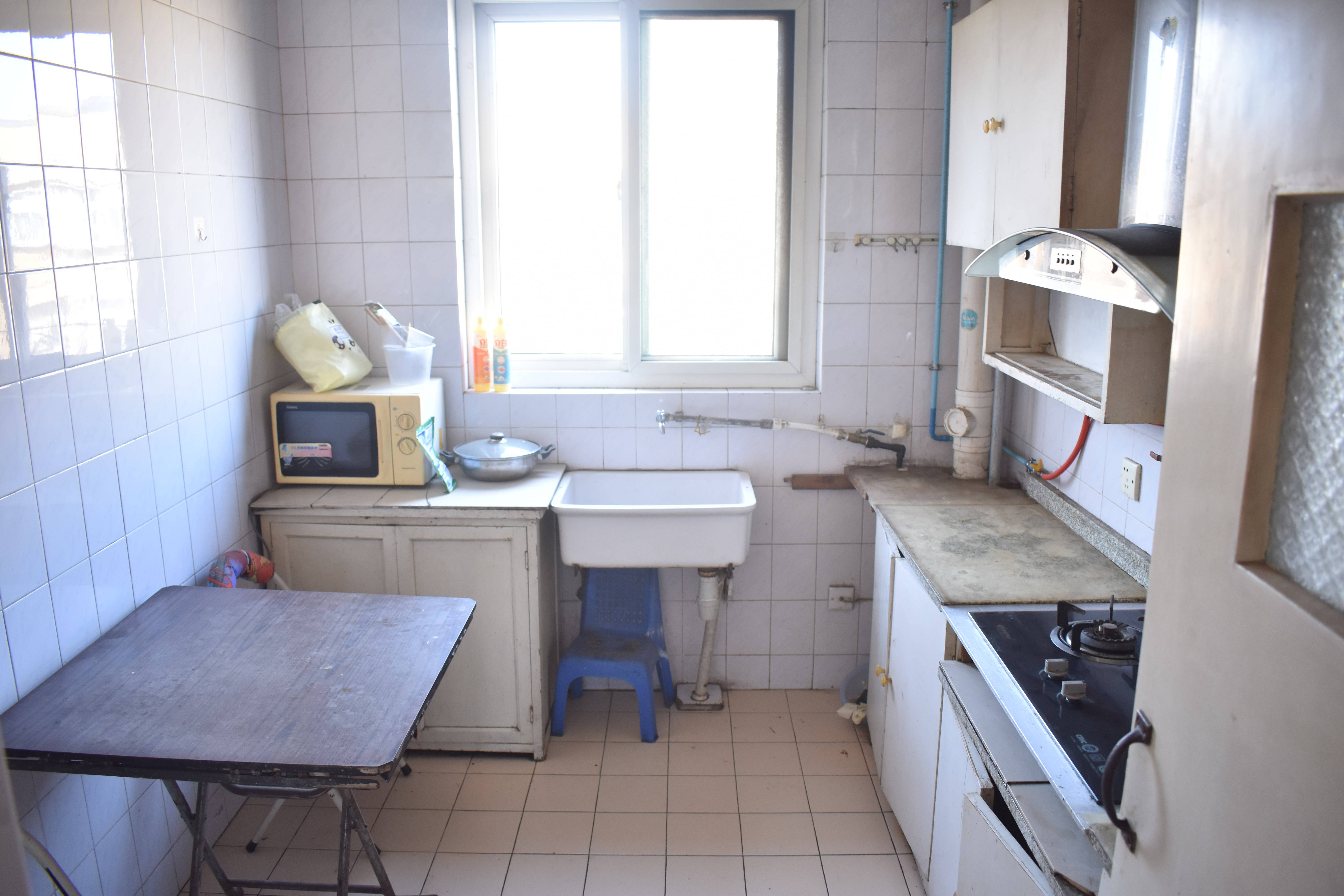 济钢新村中心区