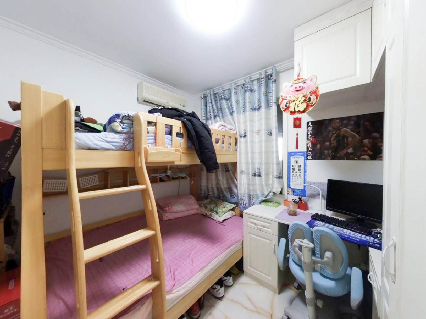 天鸿万象新天哈佛郡