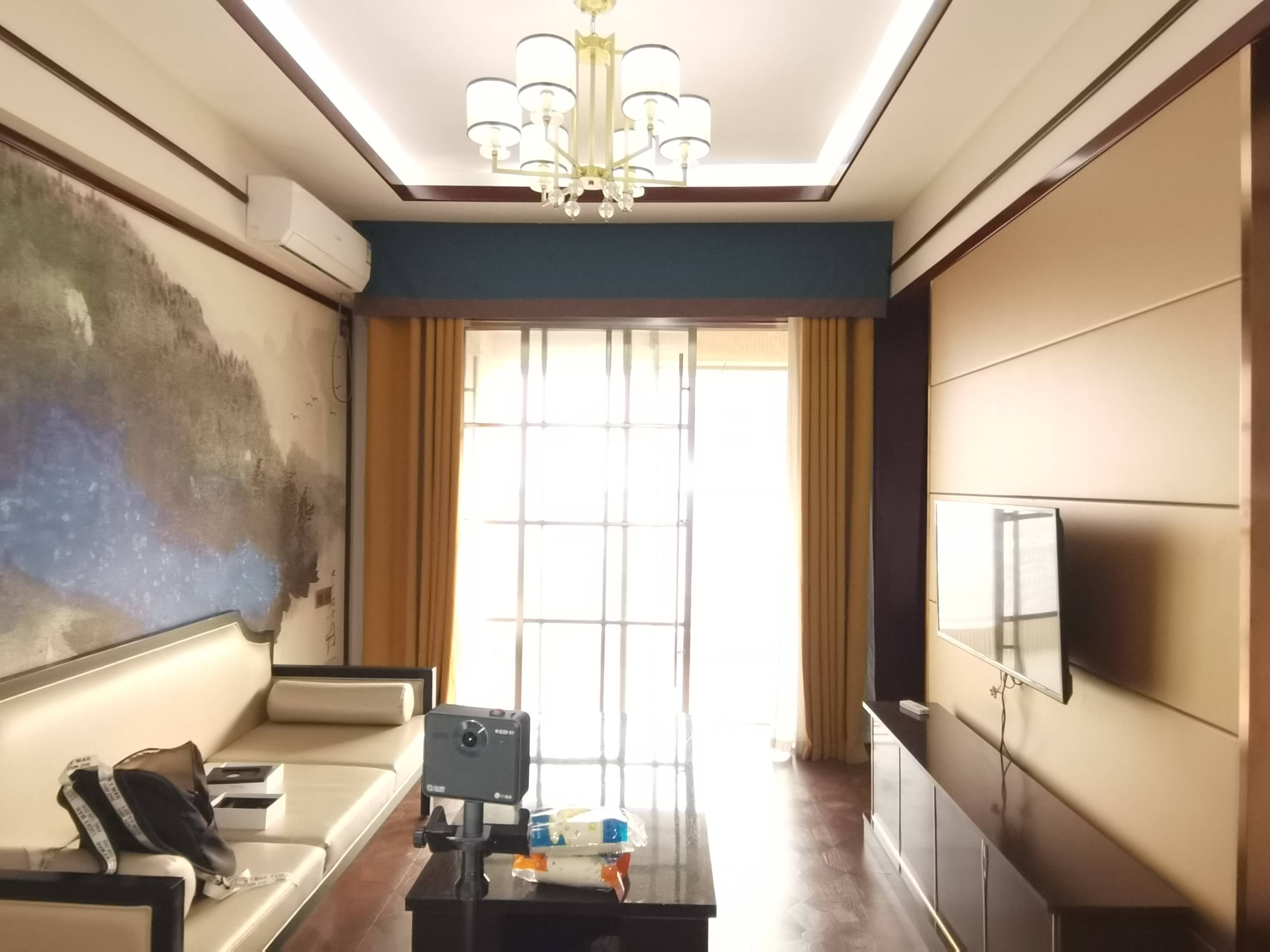  鑫苑鑫中心 南北