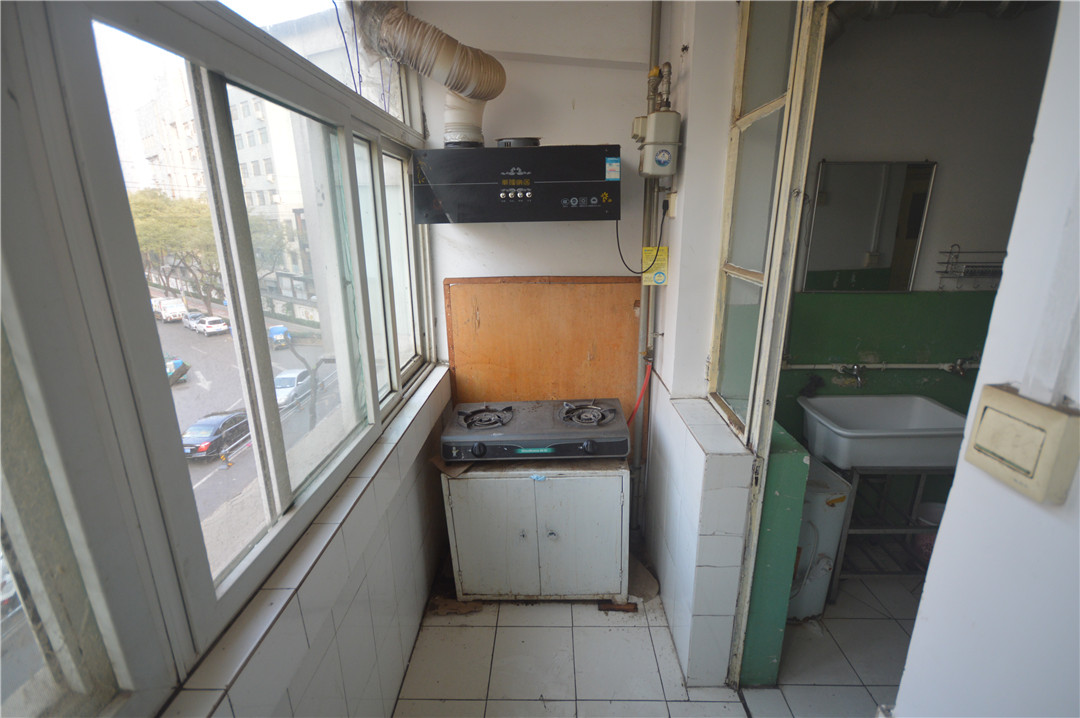 纬一路单位宿舍