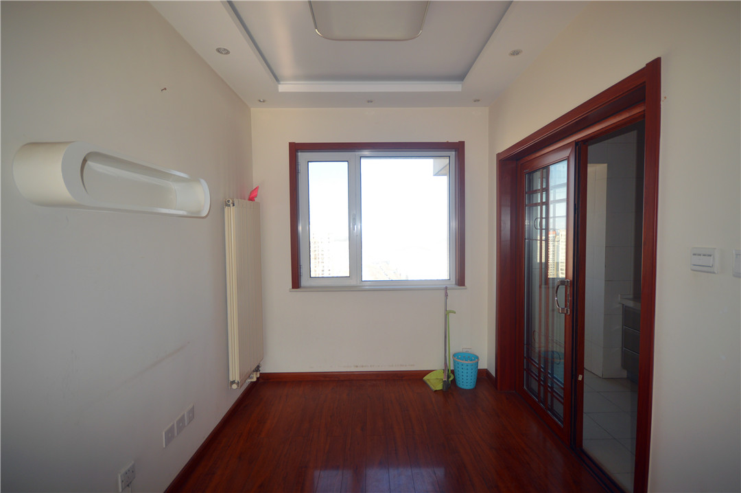 鲁能领秀城中央公园西三区（十九区）