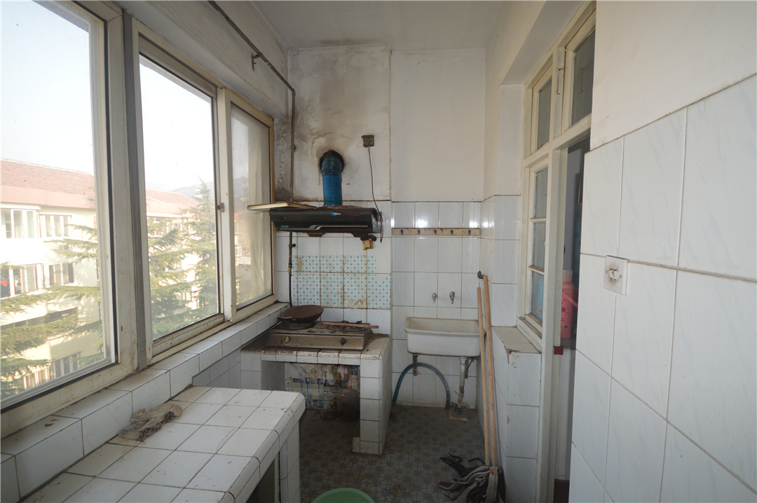 舜耕路36号(省府单位宿舍)