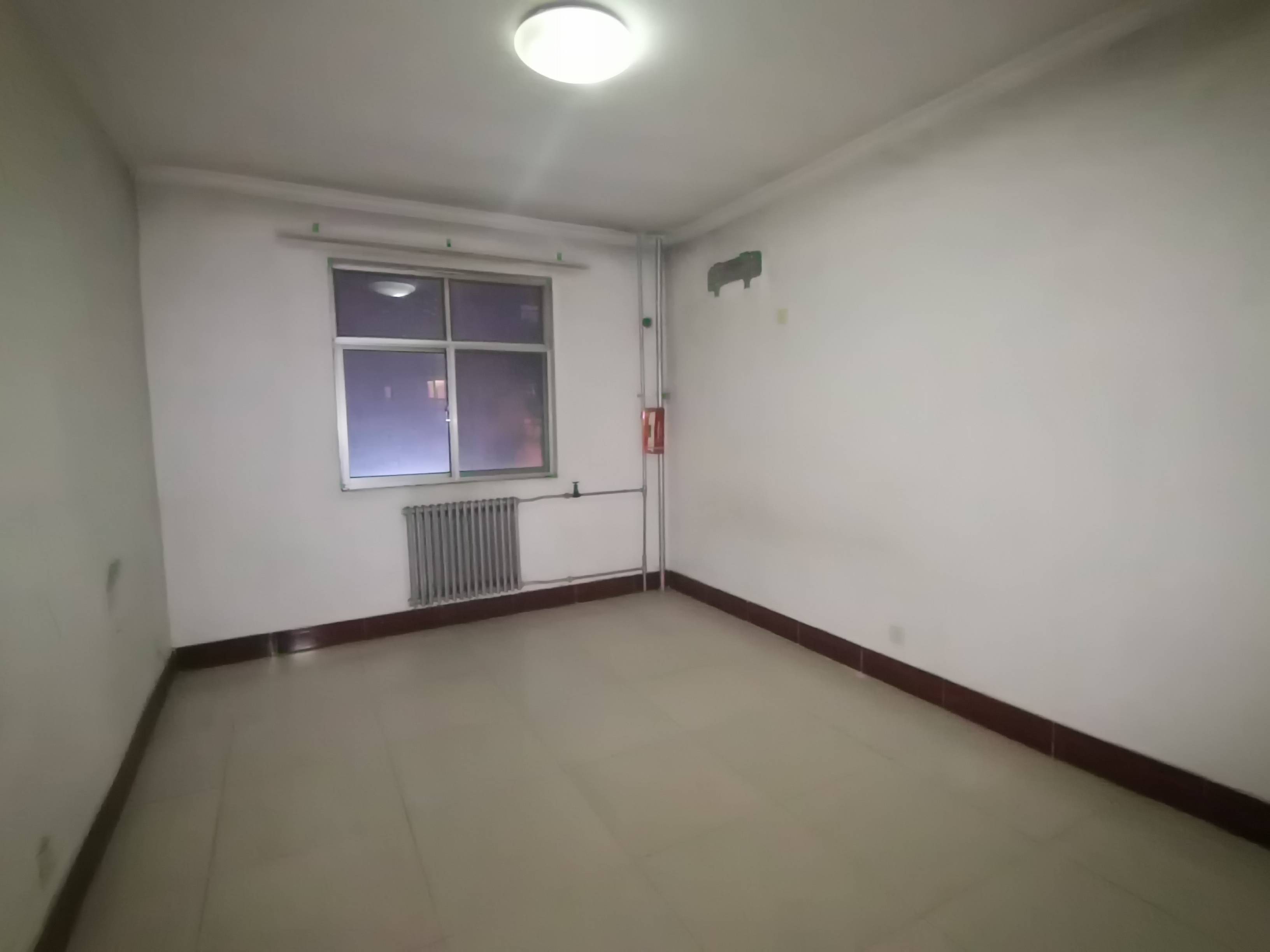 山大南路山大宿舍