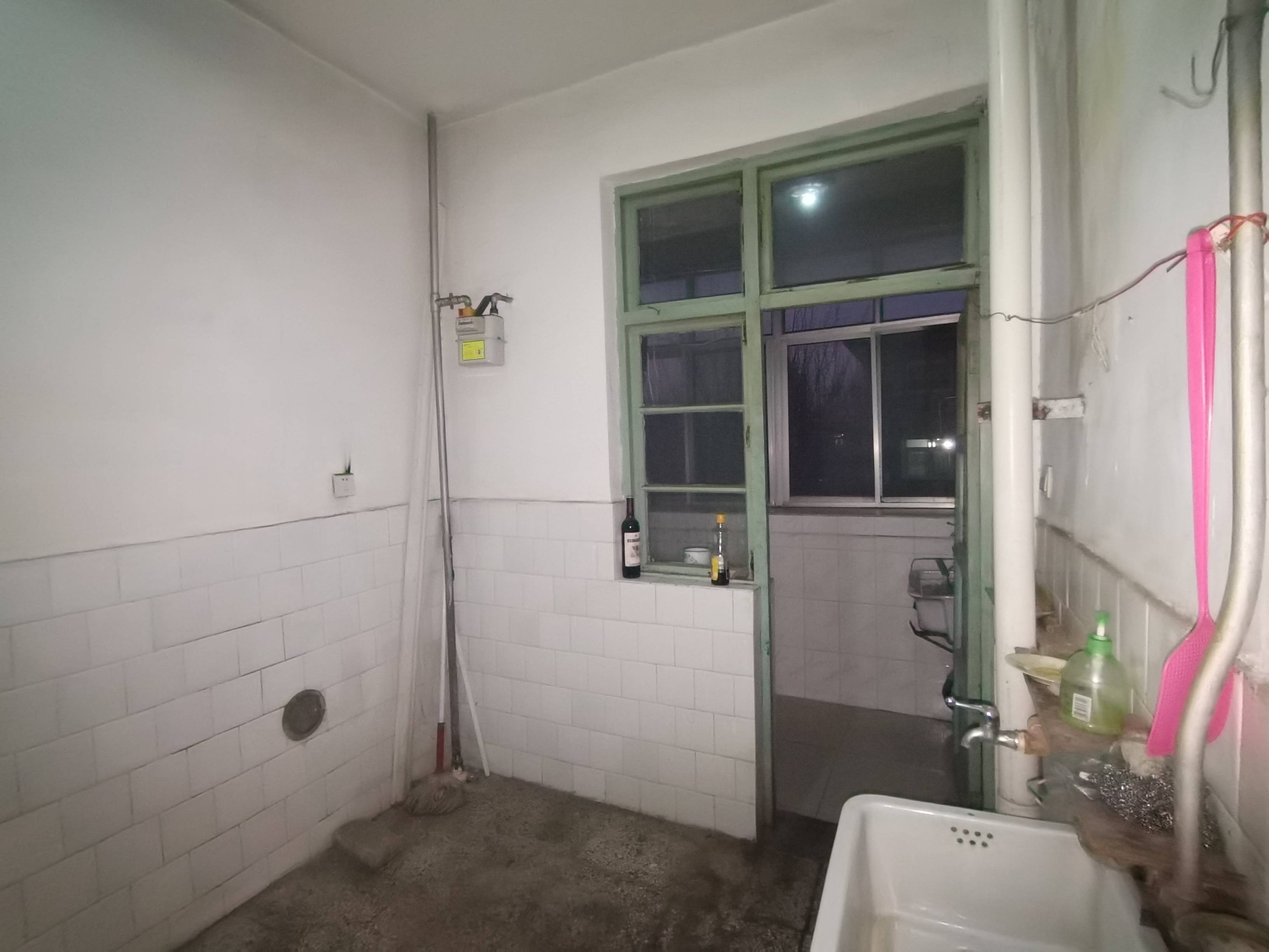 山大南路山大宿舍