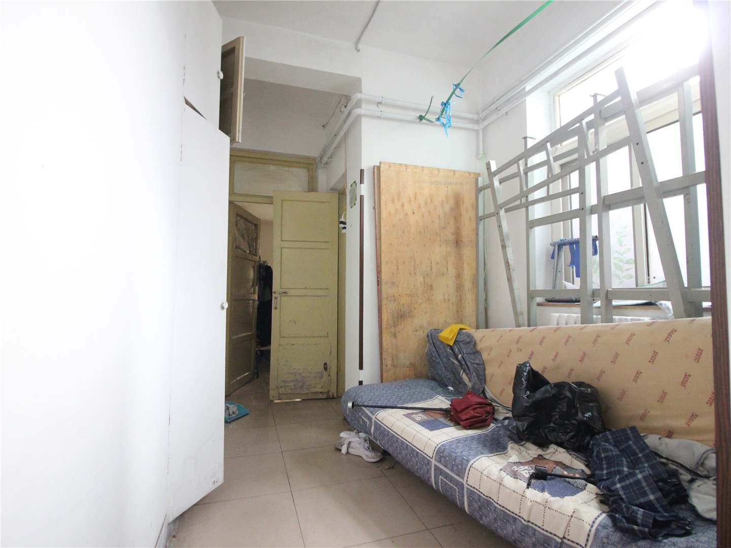 纬一路单位宿舍