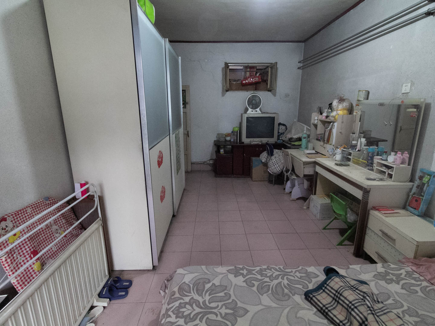 经八路单位宿舍