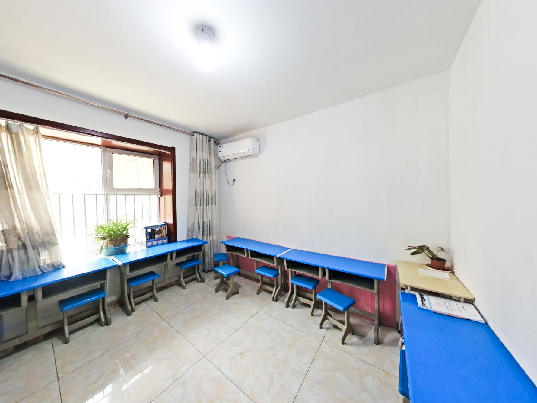 天鸿万象新天哈佛郡