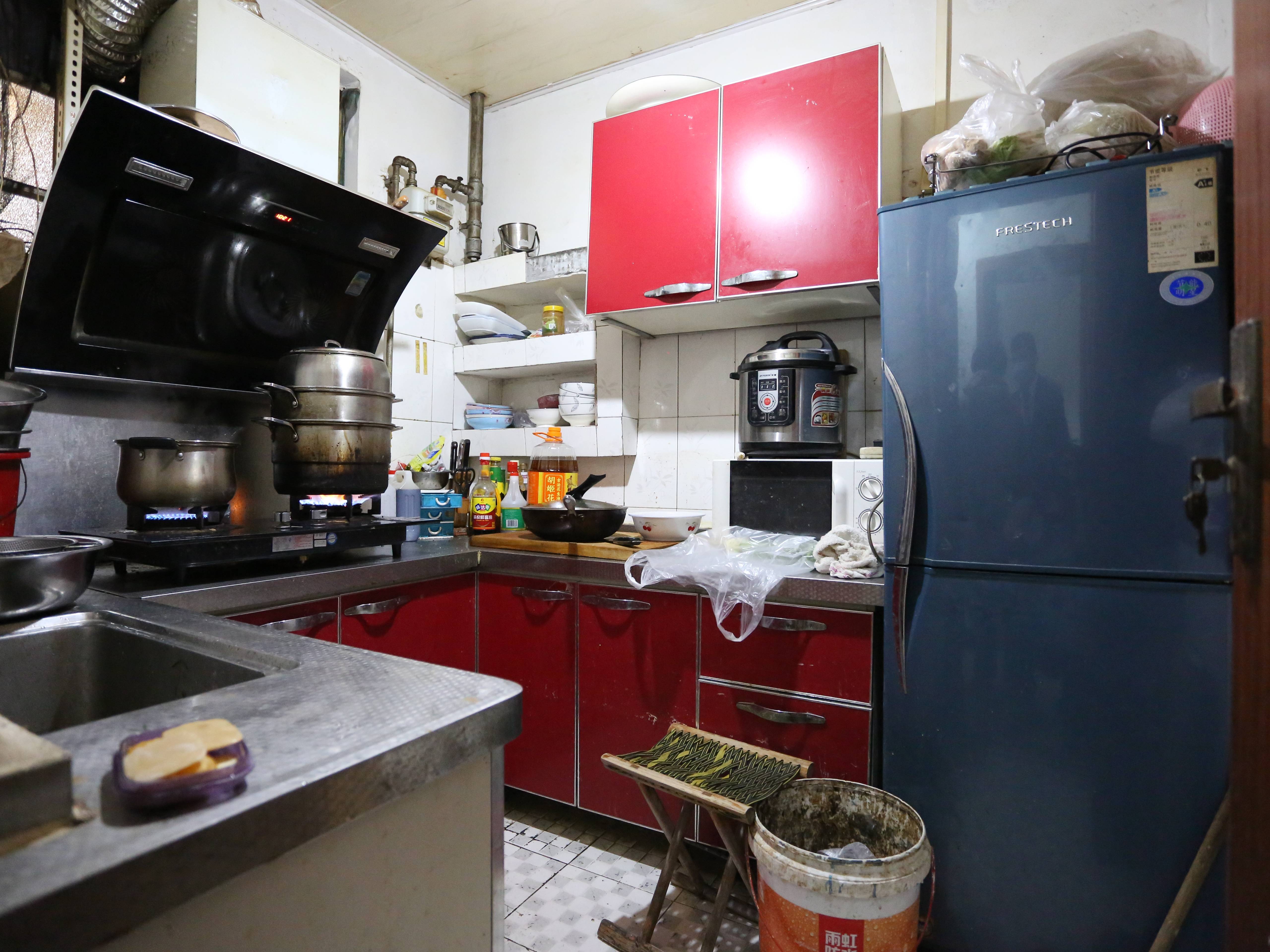 建筑新村南路27号